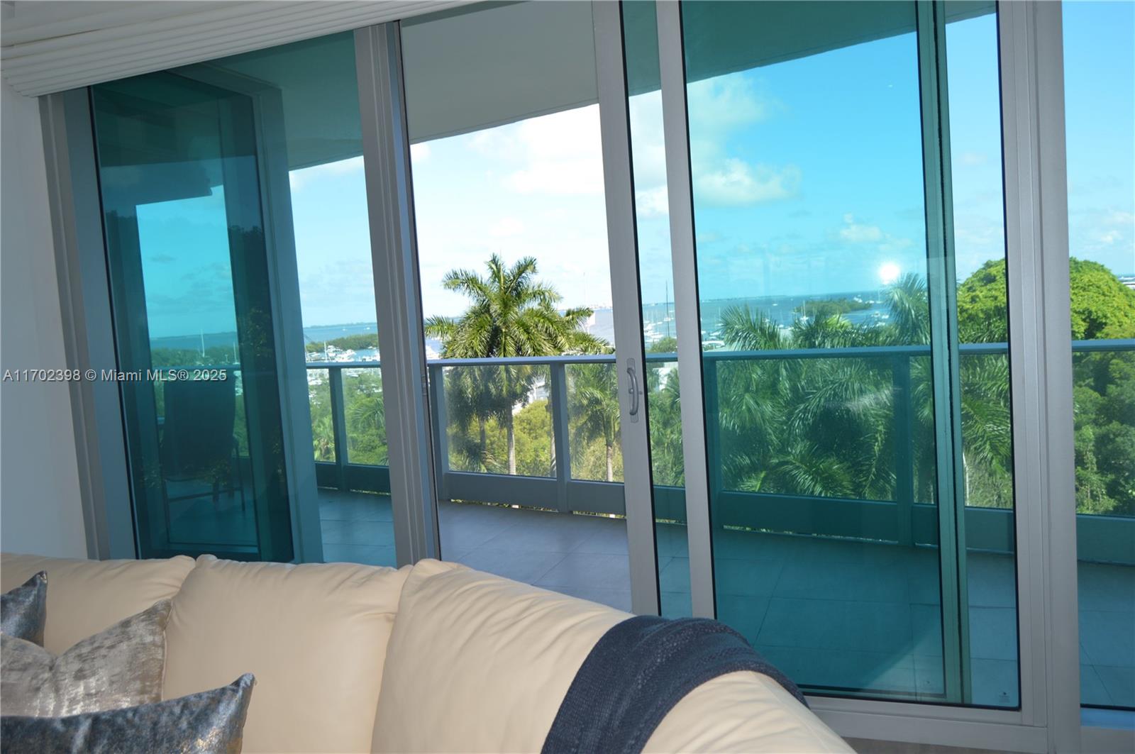 GROVENOR HOUSE CONDO - Residential