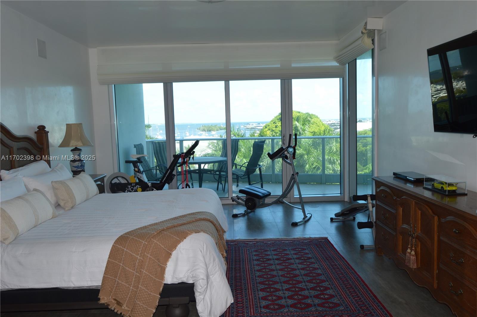 GROVENOR HOUSE CONDO - Residential