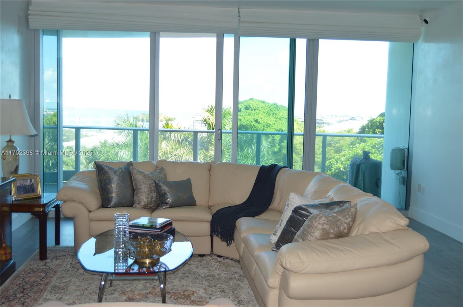 GROVENOR HOUSE CONDO - Residential