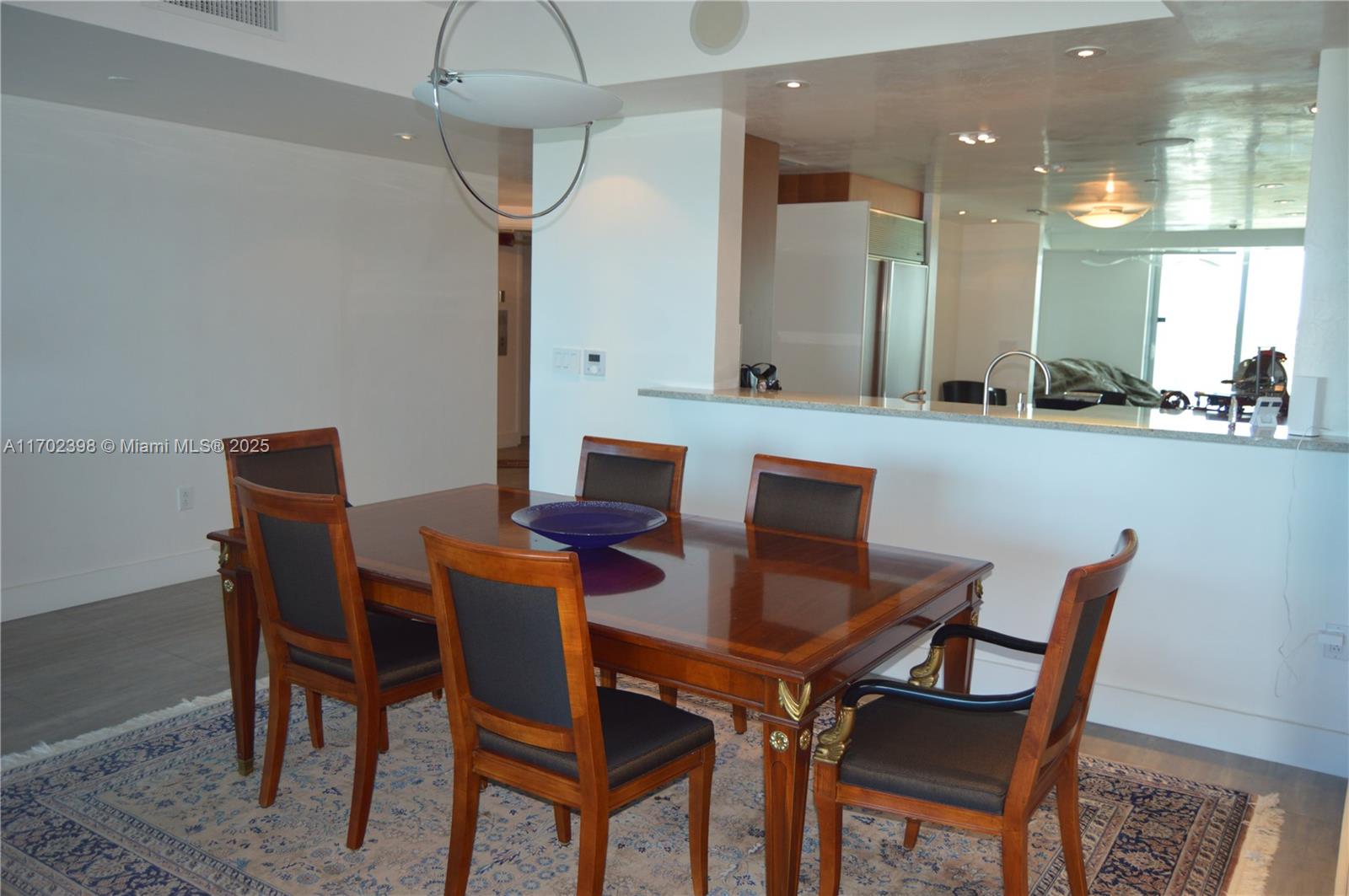 GROVENOR HOUSE CONDO - Residential