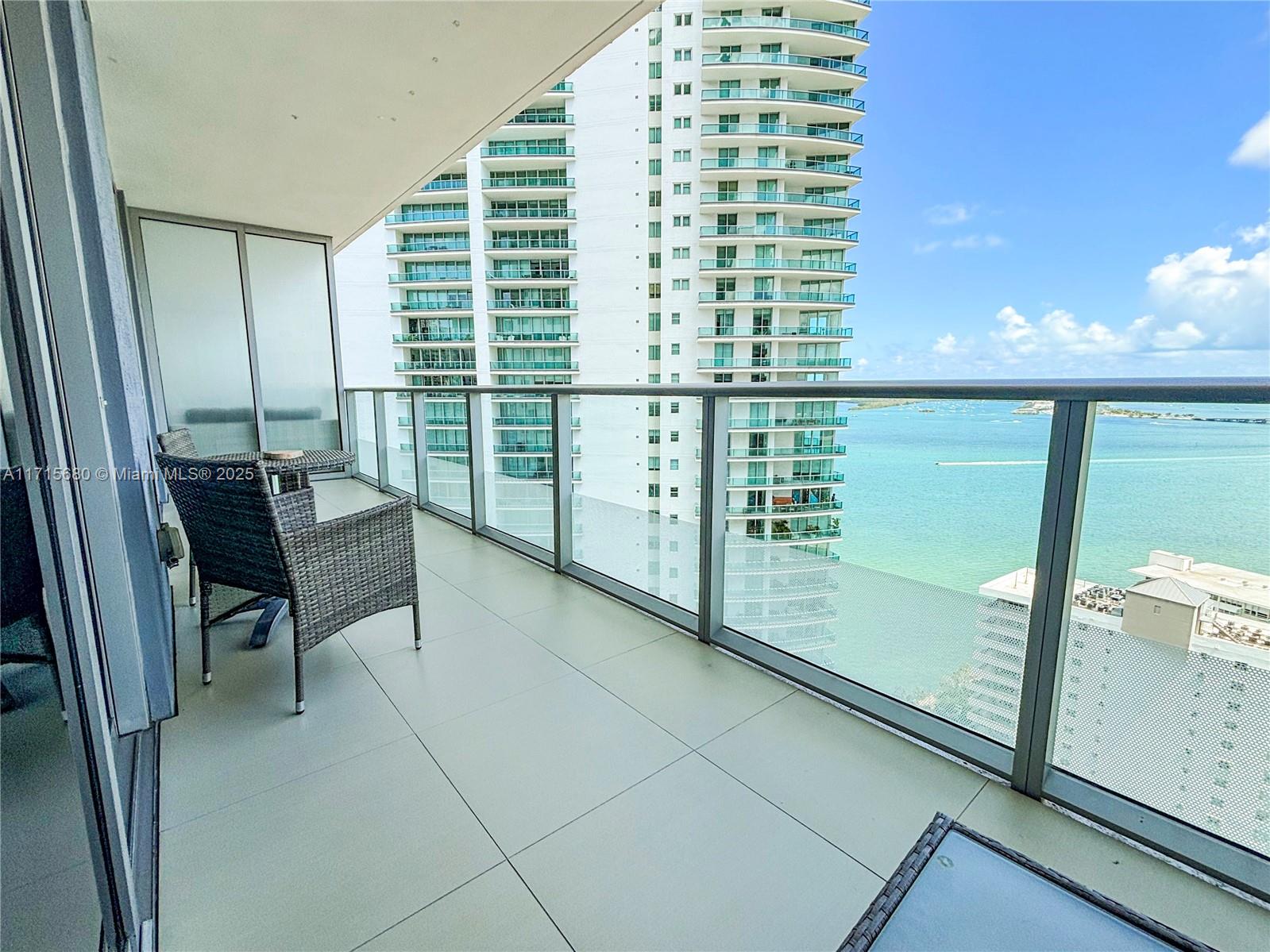 1300 Brickell Bay Dr 2707