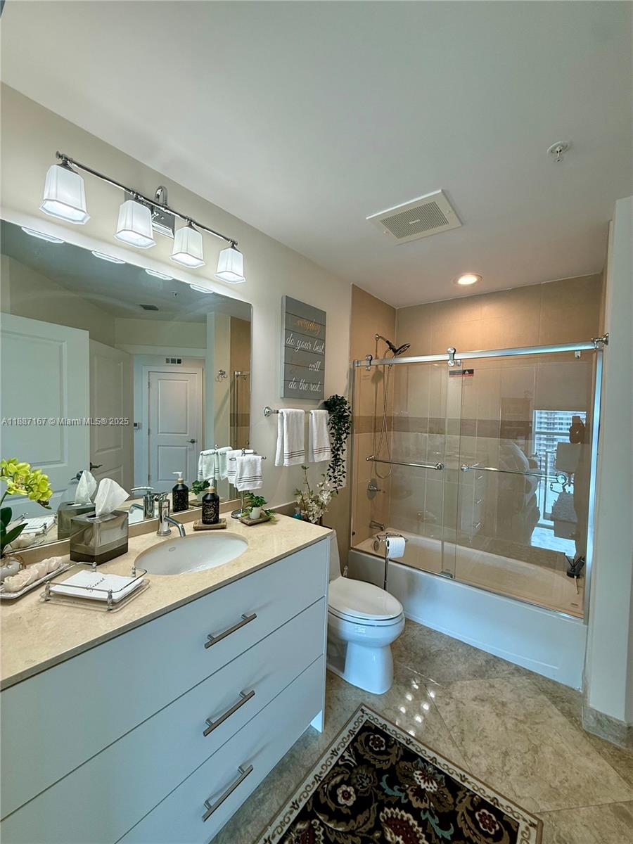 OCEAN MARINE YACHT CLUB C - Residential