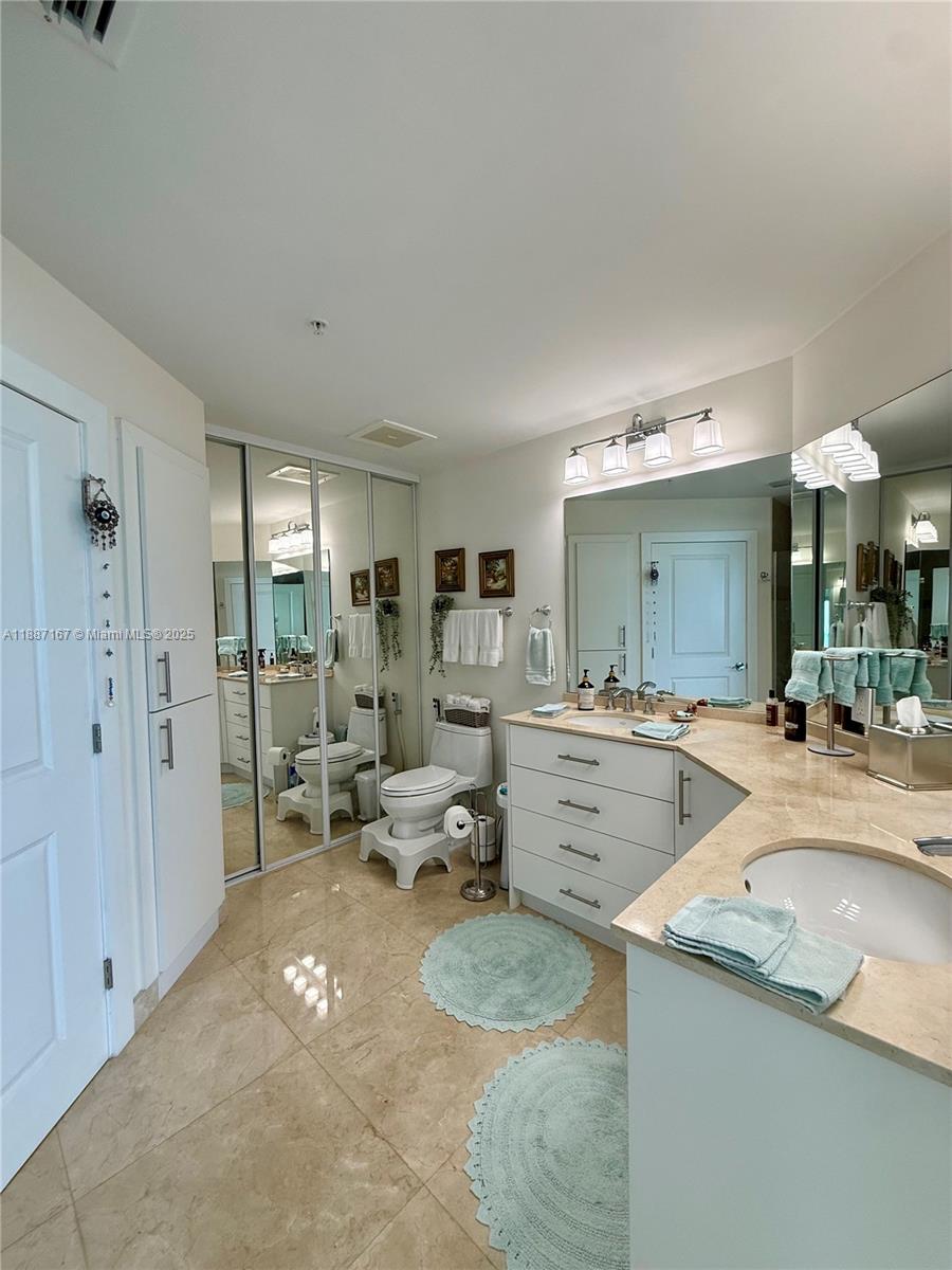 OCEAN MARINE YACHT CLUB C - Residential