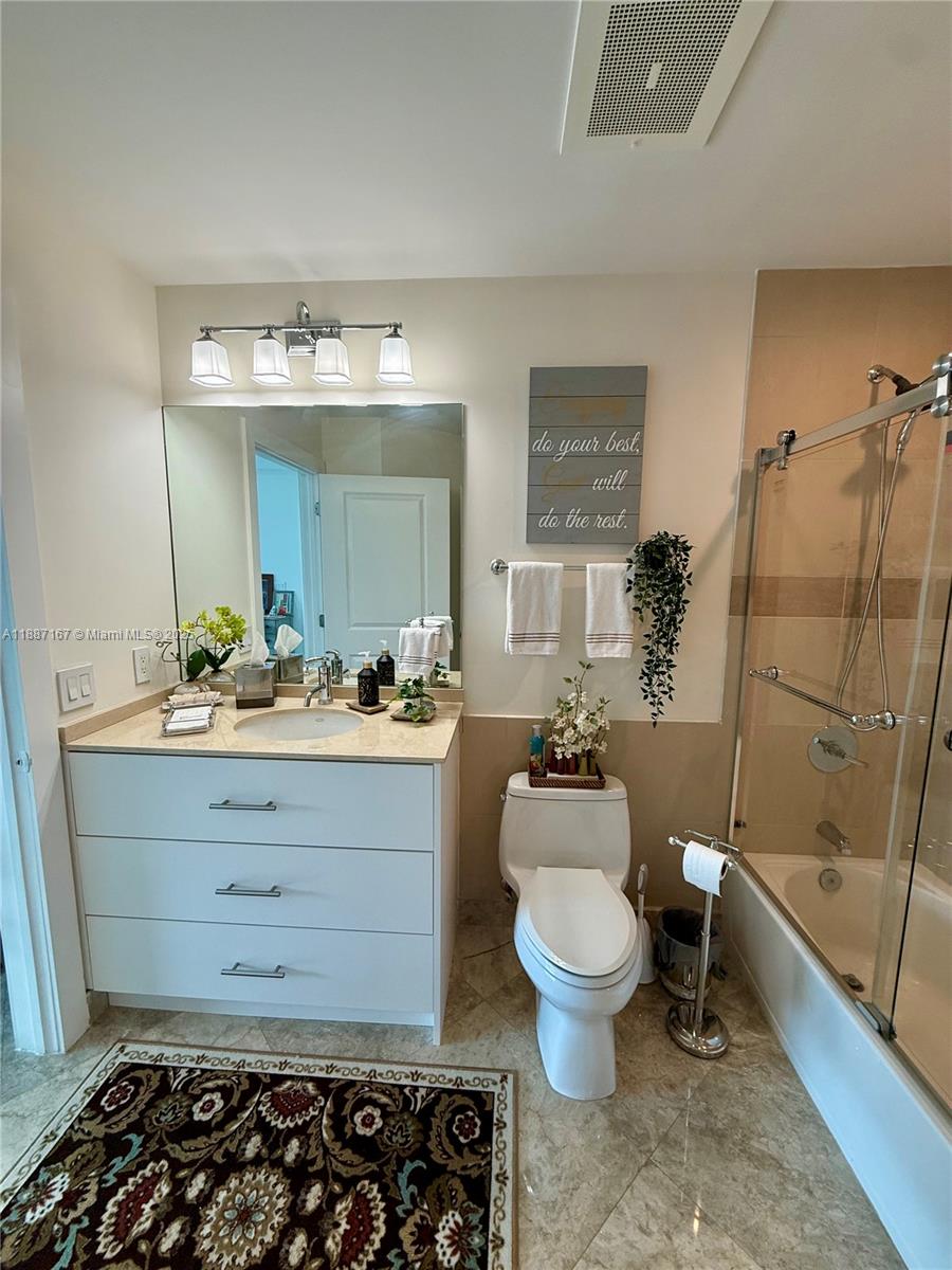 OCEAN MARINE YACHT CLUB C - Residential