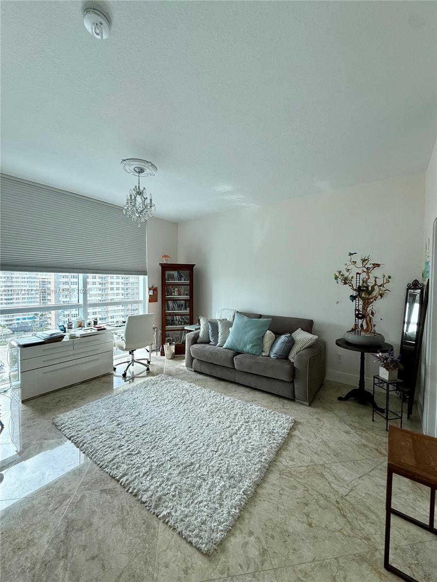 OCEAN MARINE YACHT CLUB C - Residential