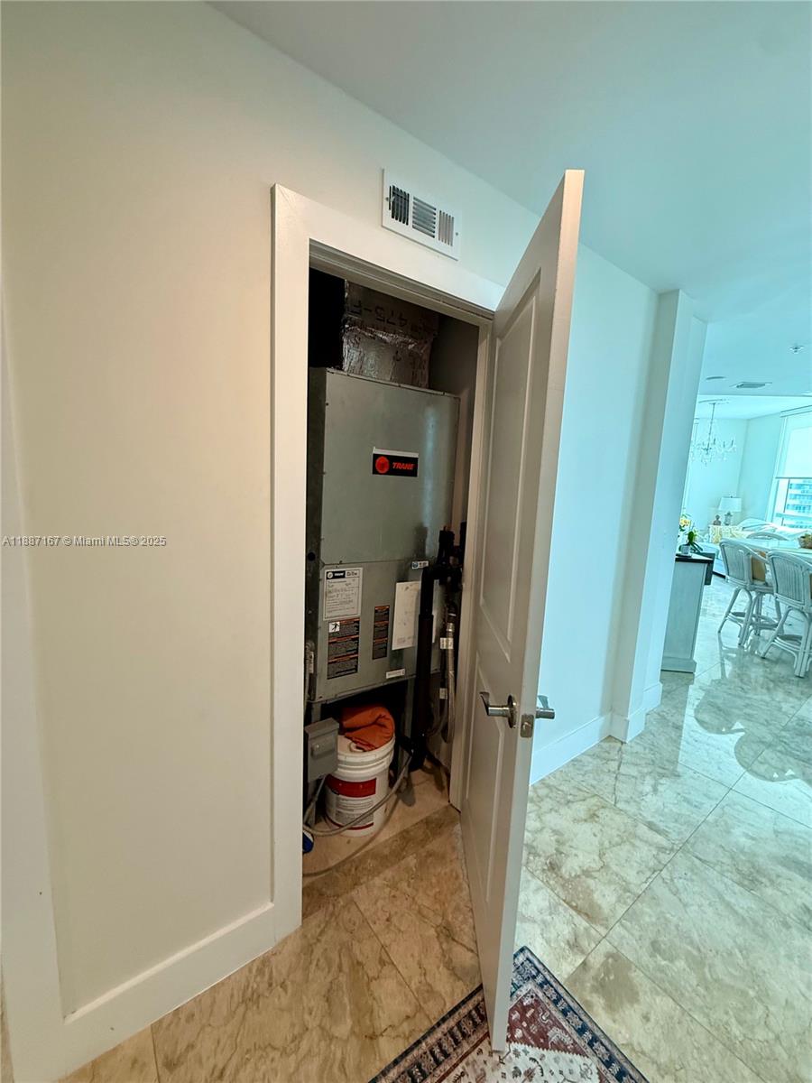 OCEAN MARINE YACHT CLUB C - Residential