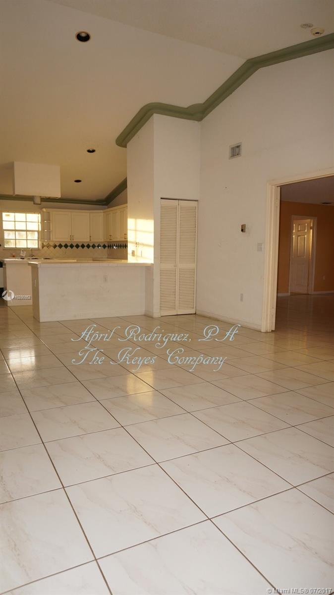 GREEN GROVE ACRES - Residential