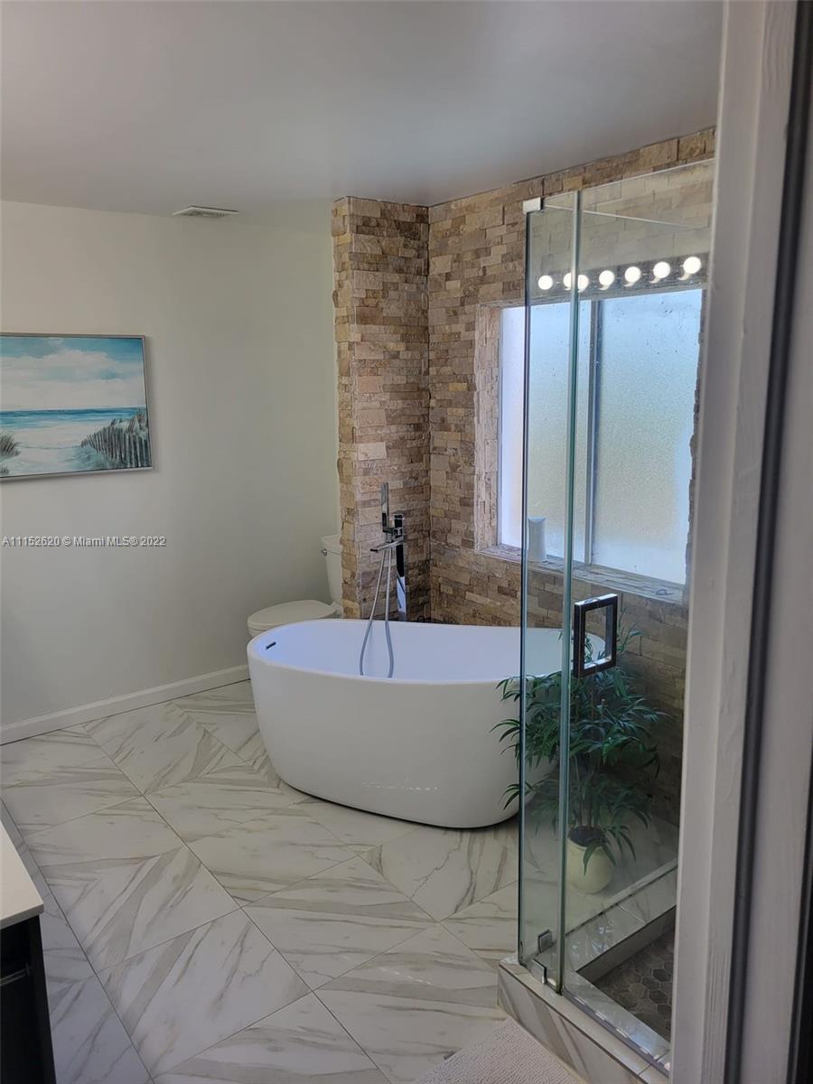 LAGUNA PONDS SEC 2 - Residential