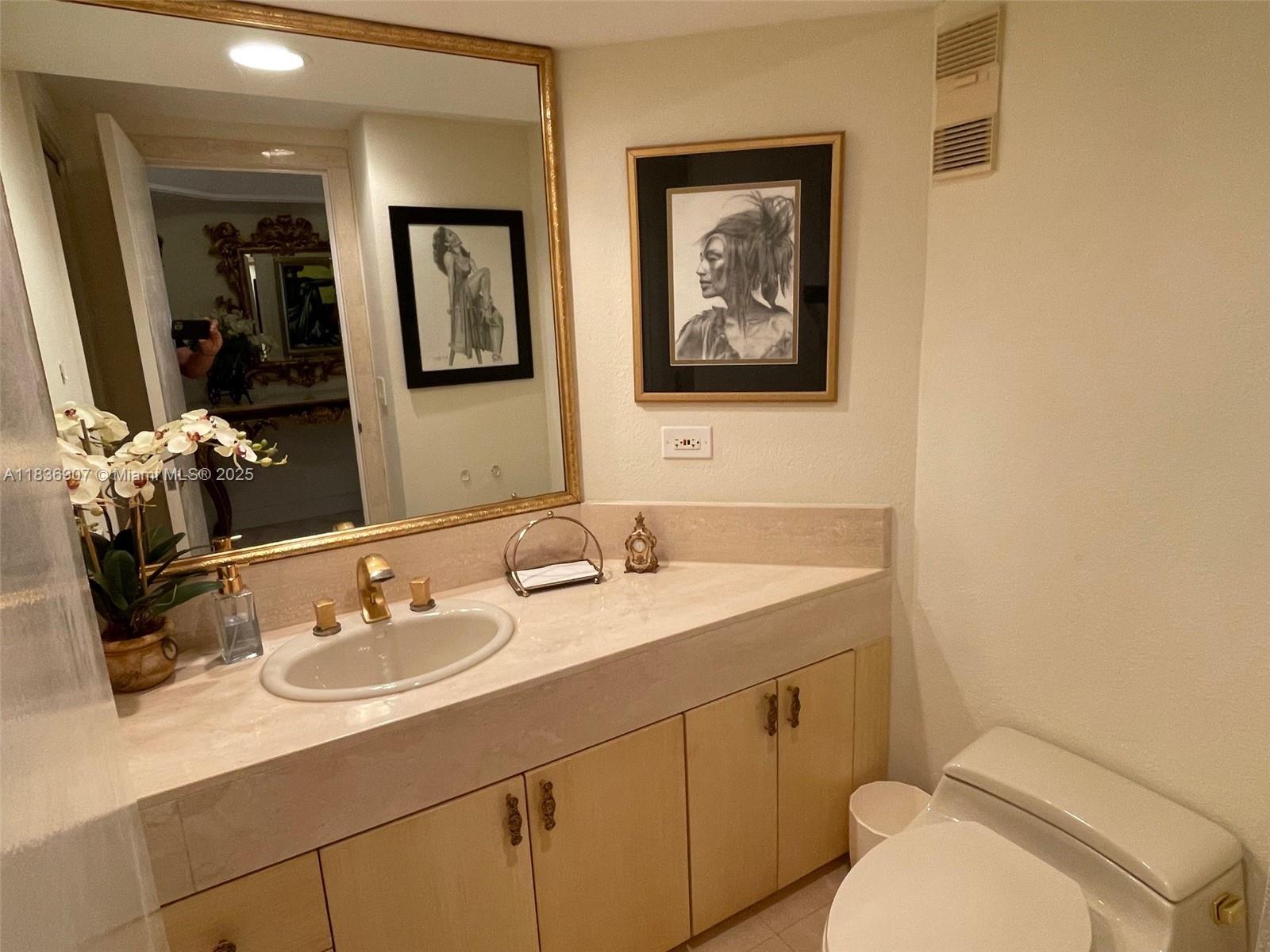 3000 ISL BLVD WILLIAMS IS - Residential