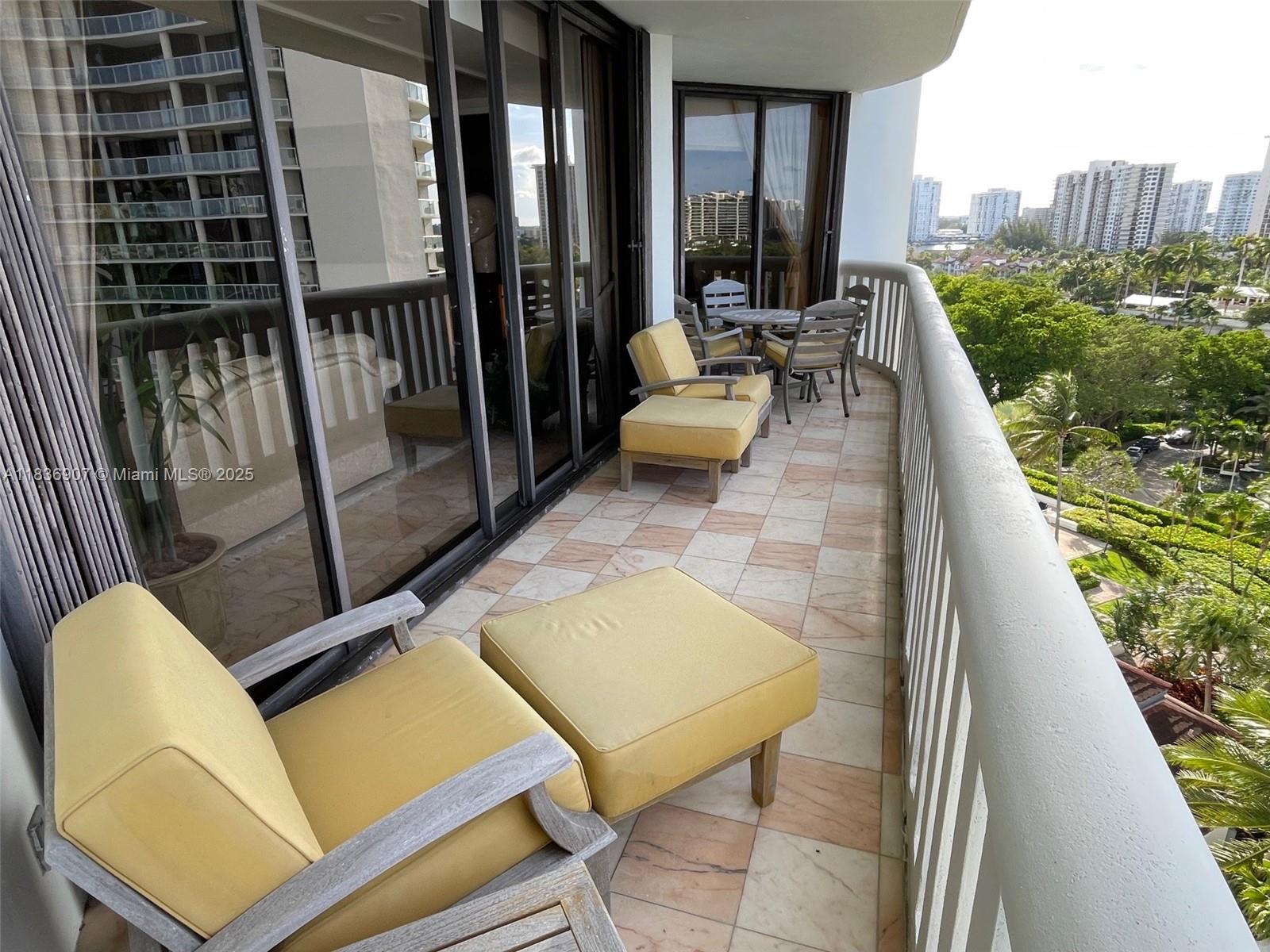 3000 ISL BLVD WILLIAMS IS - Residential