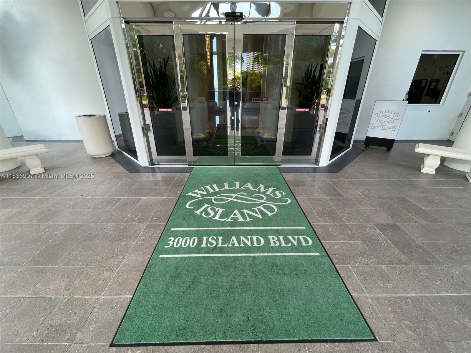 3000 ISL BLVD WILLIAMS IS - Residential