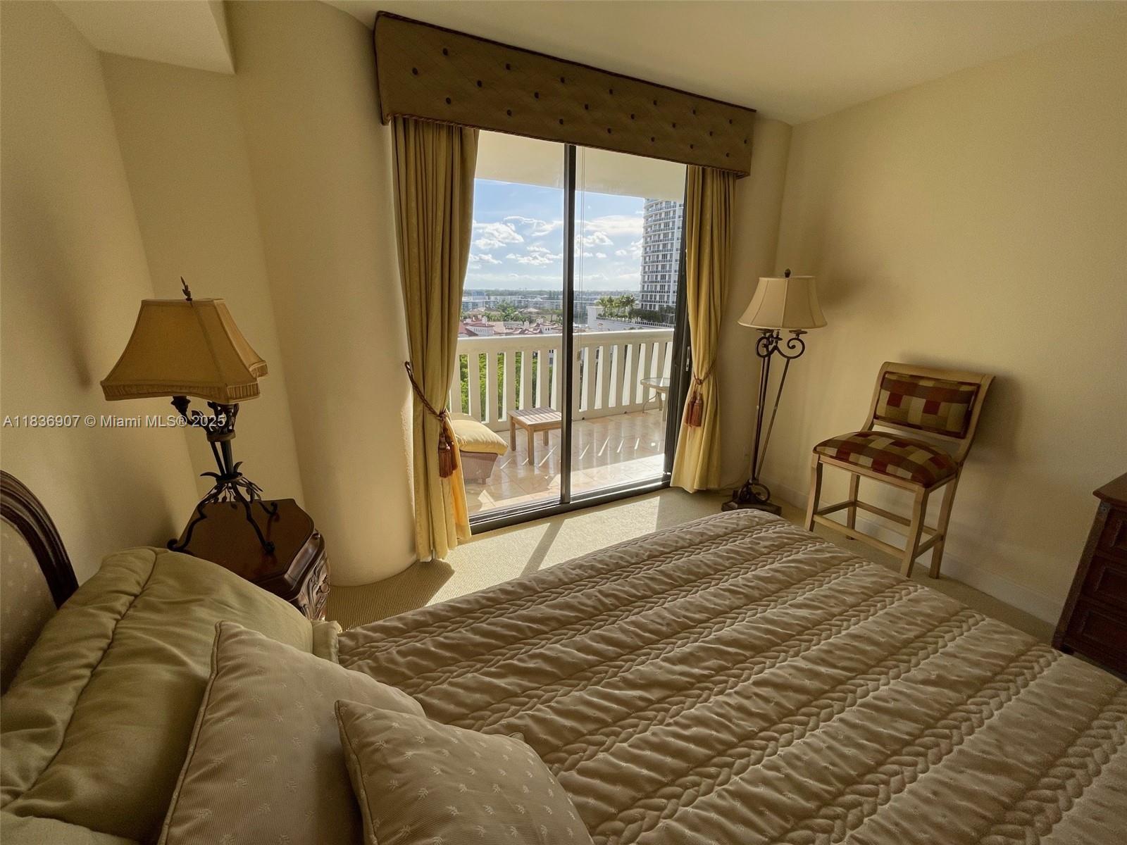 3000 ISL BLVD WILLIAMS IS - Residential