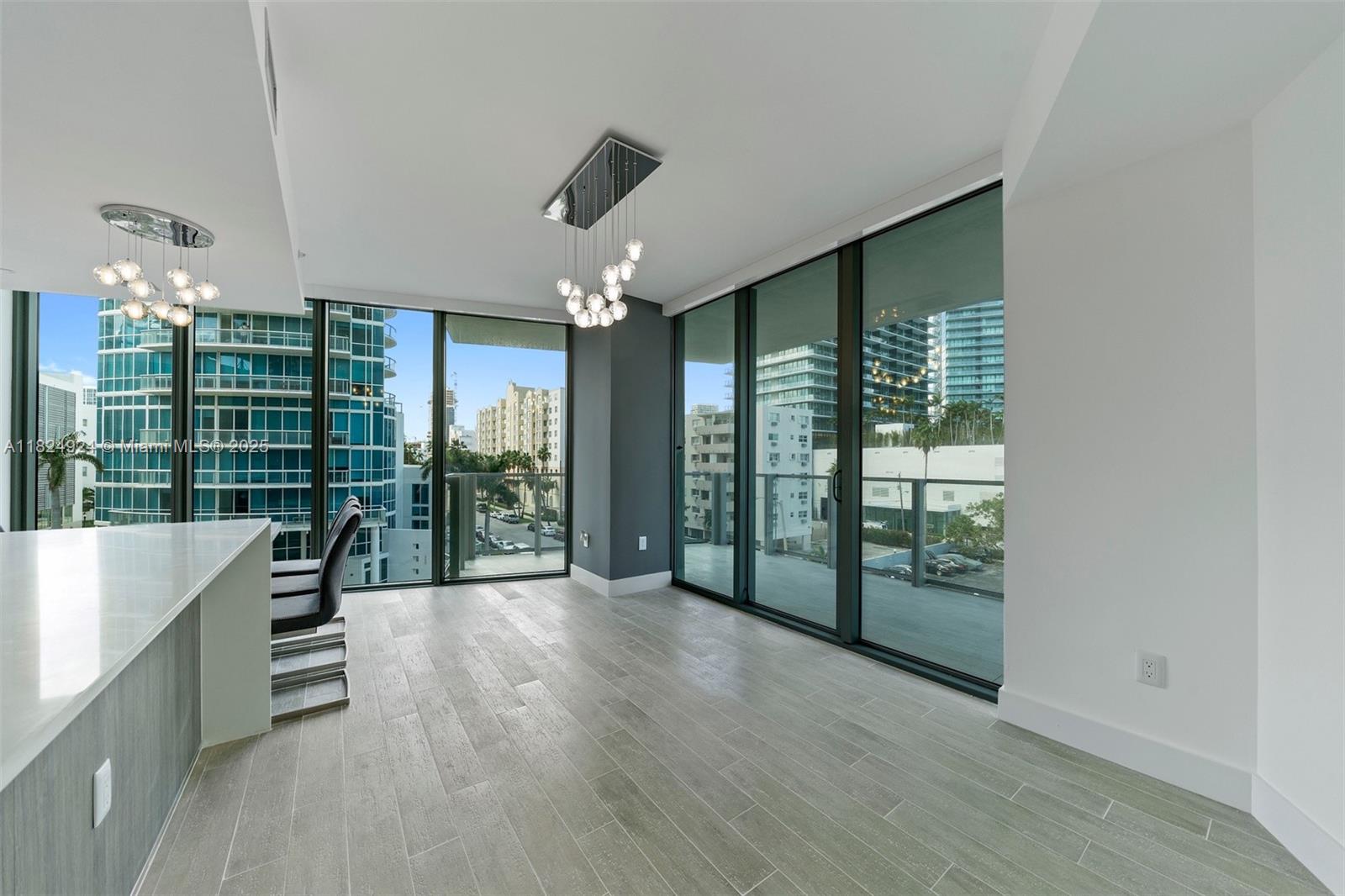 2900 NE 7th Ave 301, Miami, FL, 33137/$749,000 2 2900 NE 7th Ave 301