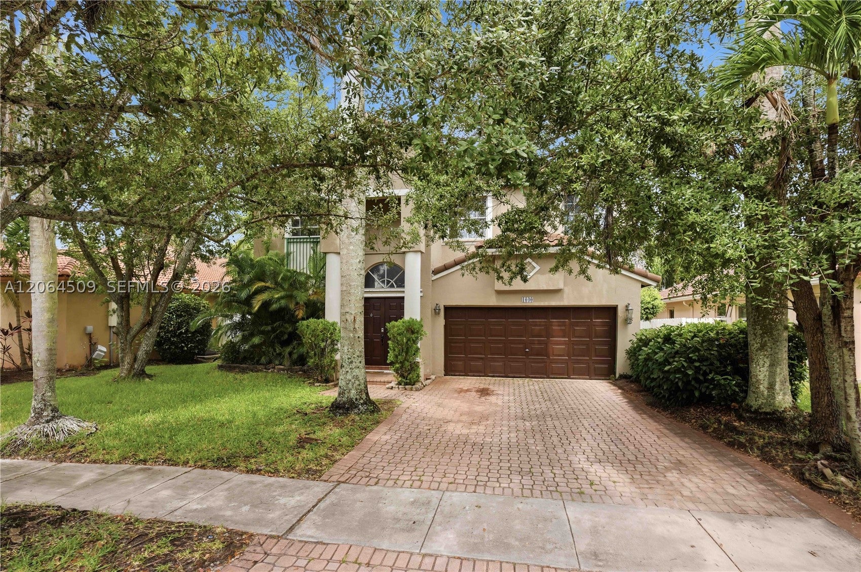 1040 NW 185th Ave