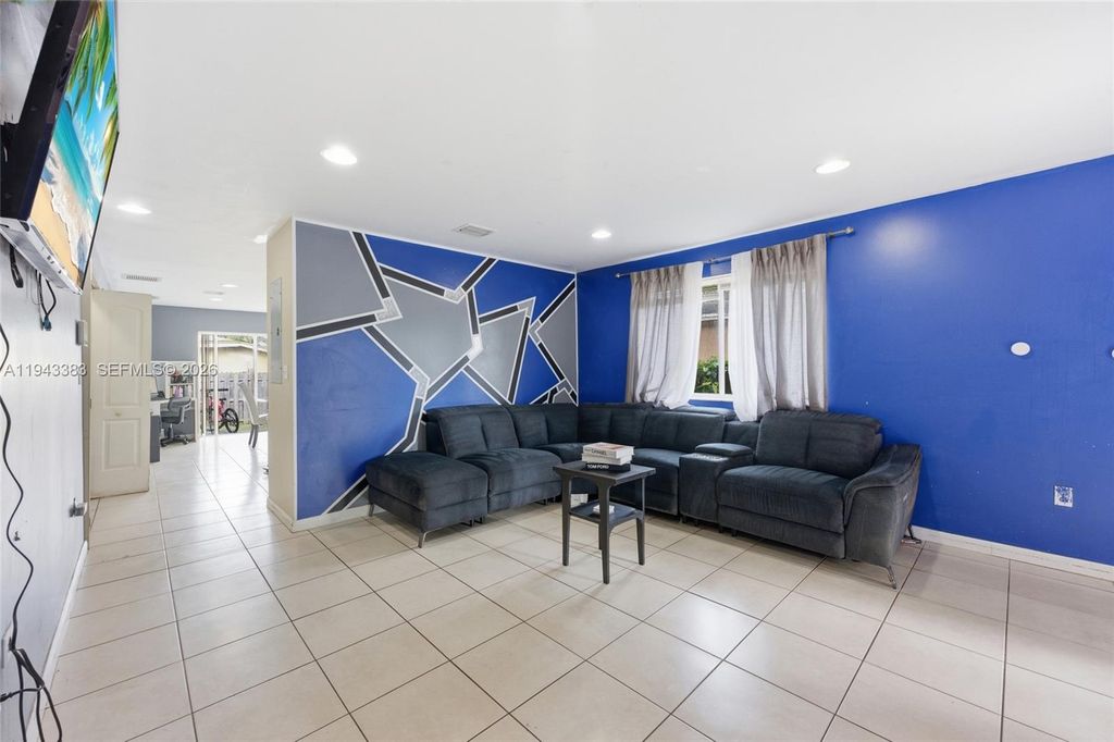 Photo of 5723 SW 40th St, West Park, FL 33023 (MLS # A11943383)