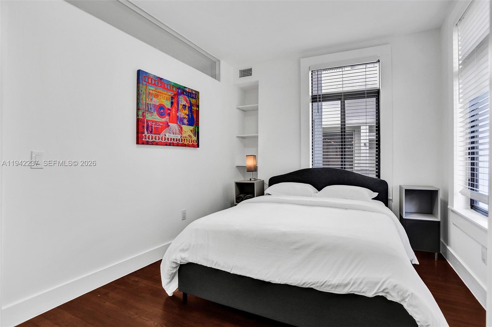 HOLLYWOOD - Residential Lease