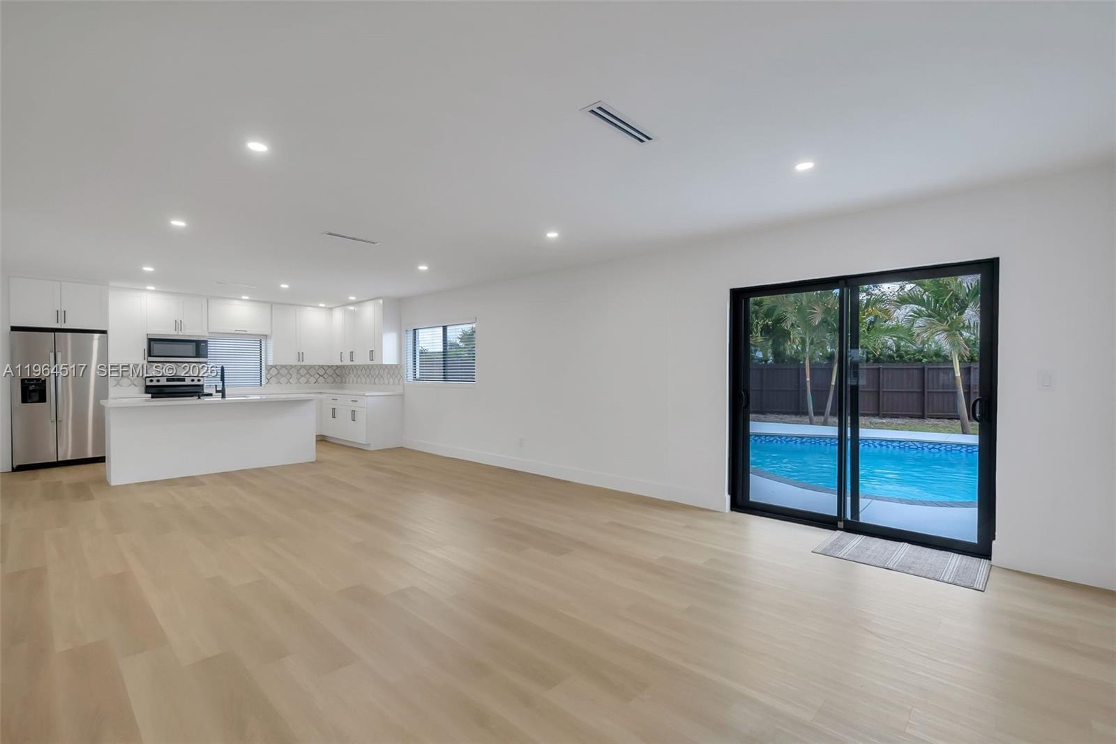 PALM SPRINGS NORTH SEC L - Residential