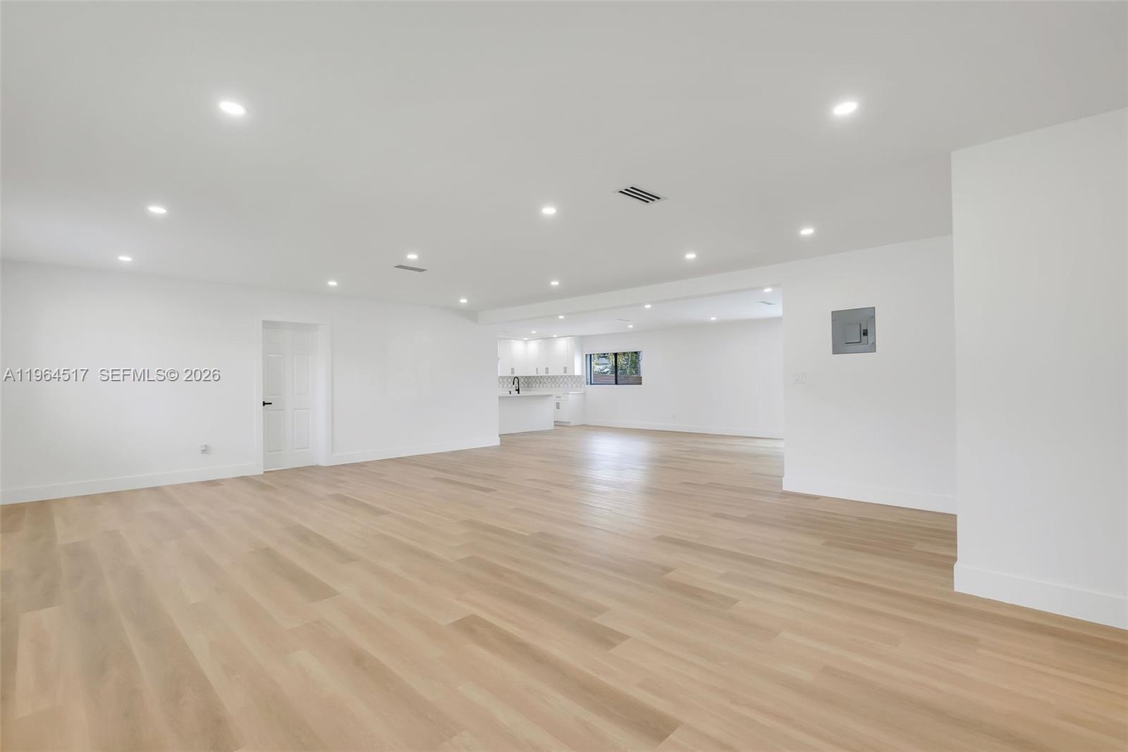 PALM SPRINGS NORTH SEC L - Residential