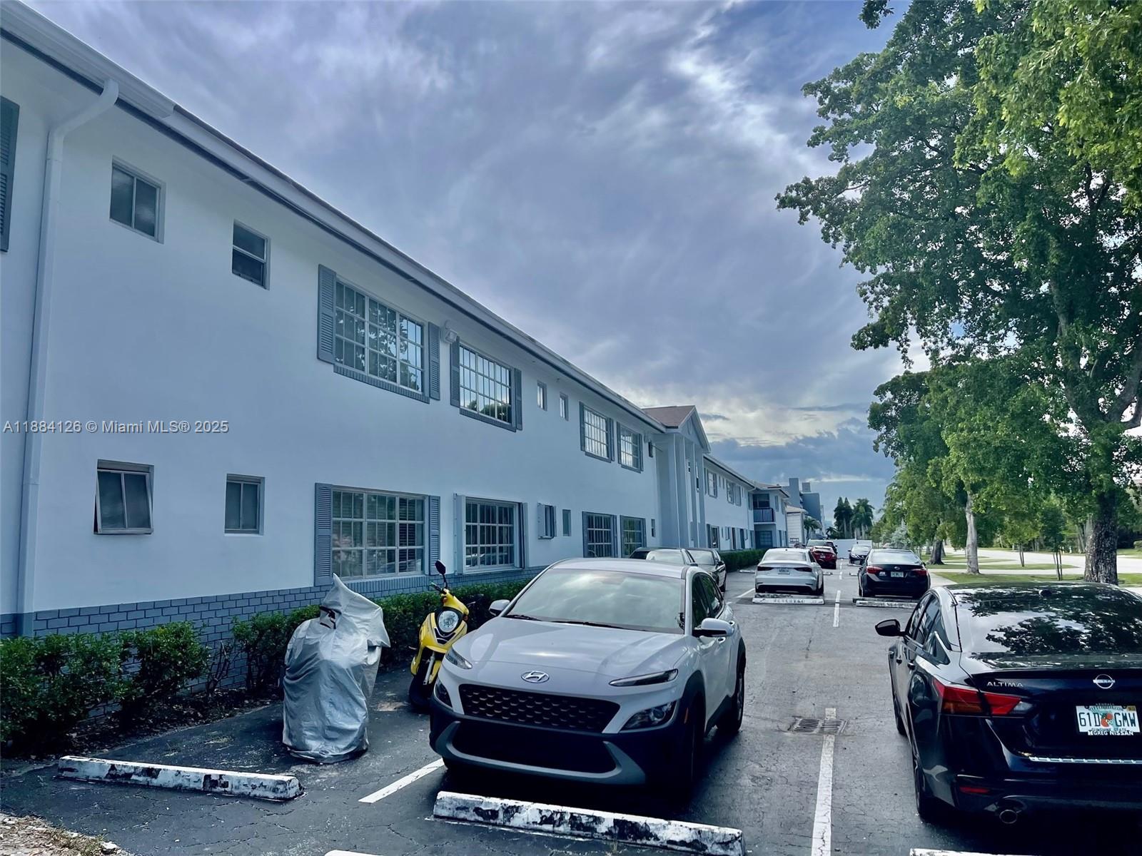 TOWN & COUNTRY APTS CONDO - Residential