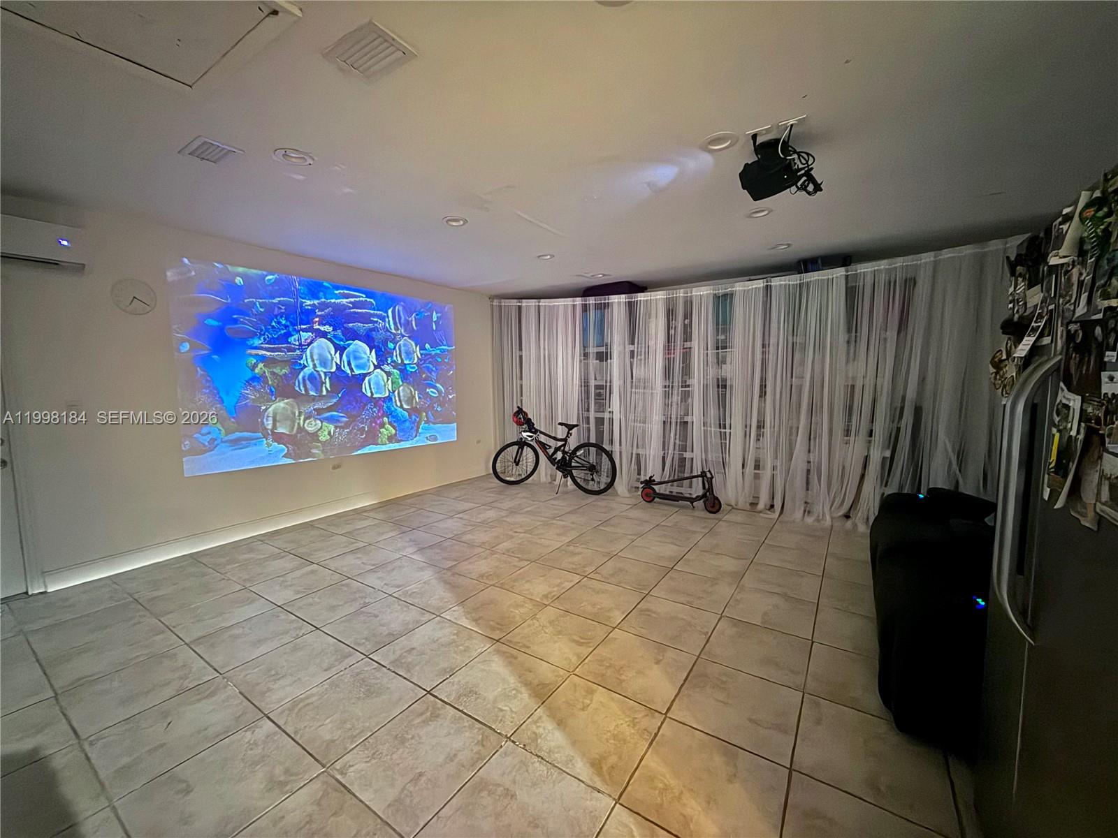 ARROWHEAD GOLF & TENNIS C - Residential