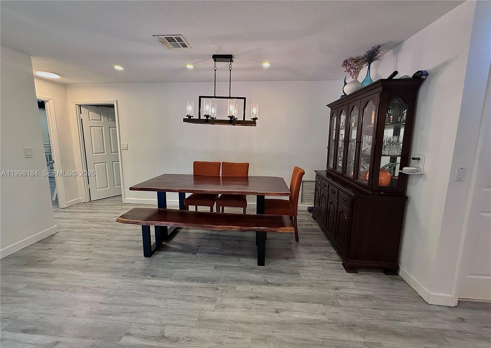 ARROWHEAD GOLF & TENNIS C - Residential