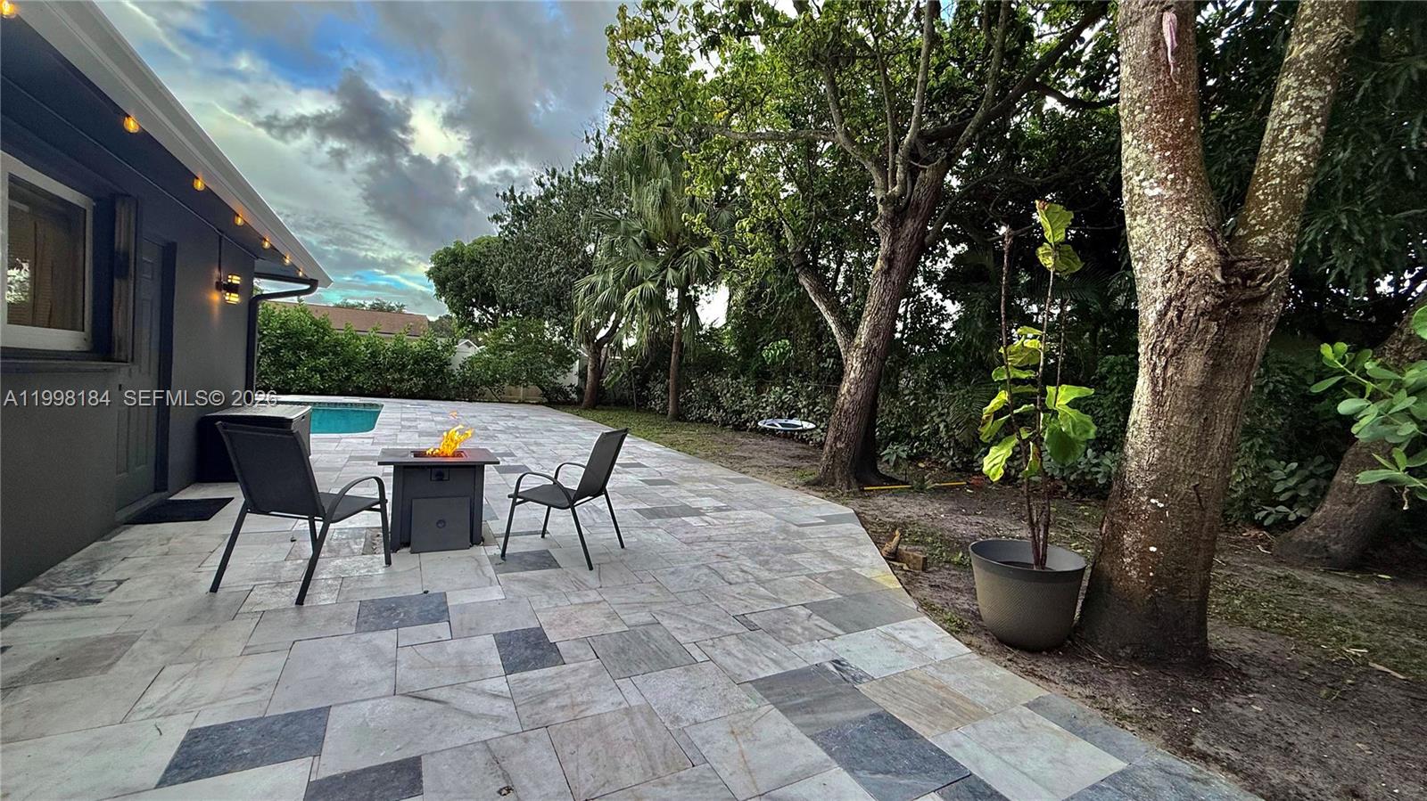 ARROWHEAD GOLF & TENNIS C - Residential