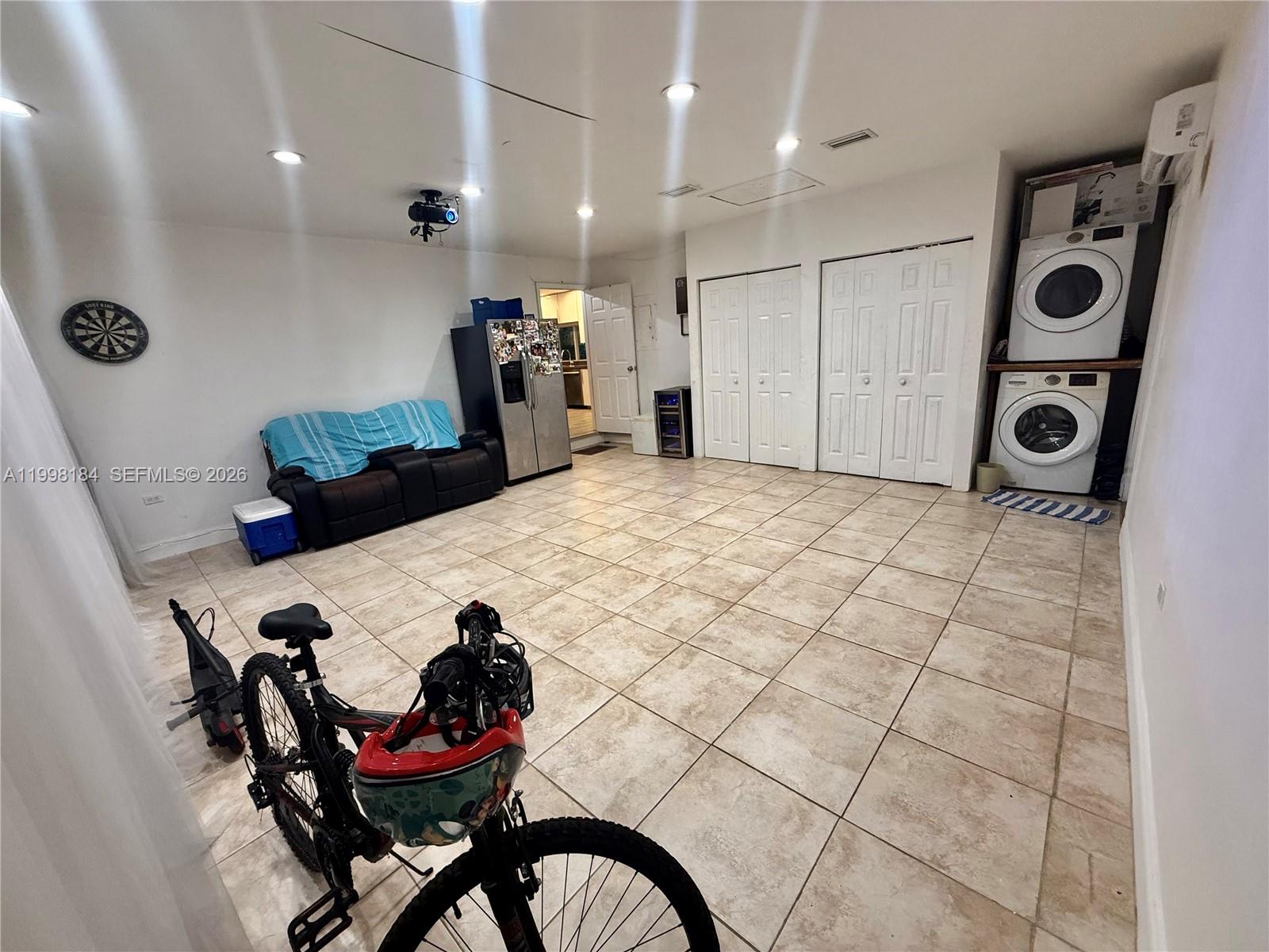 ARROWHEAD GOLF & TENNIS C - Residential