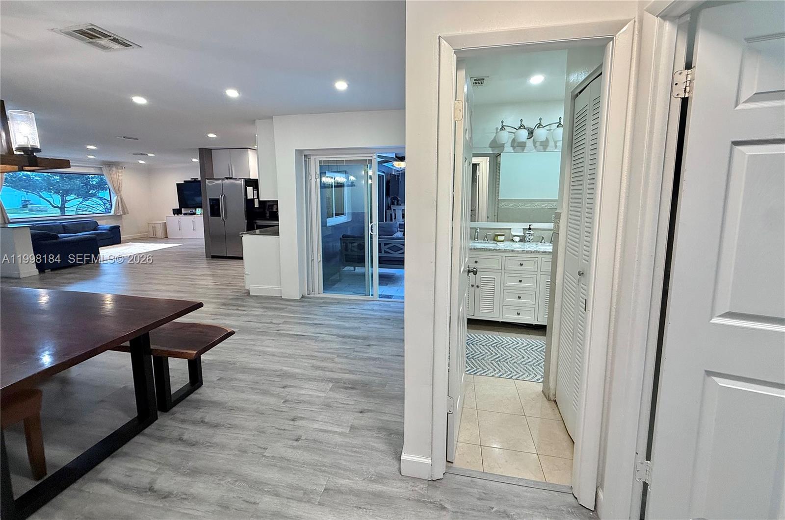 ARROWHEAD GOLF & TENNIS C - Residential