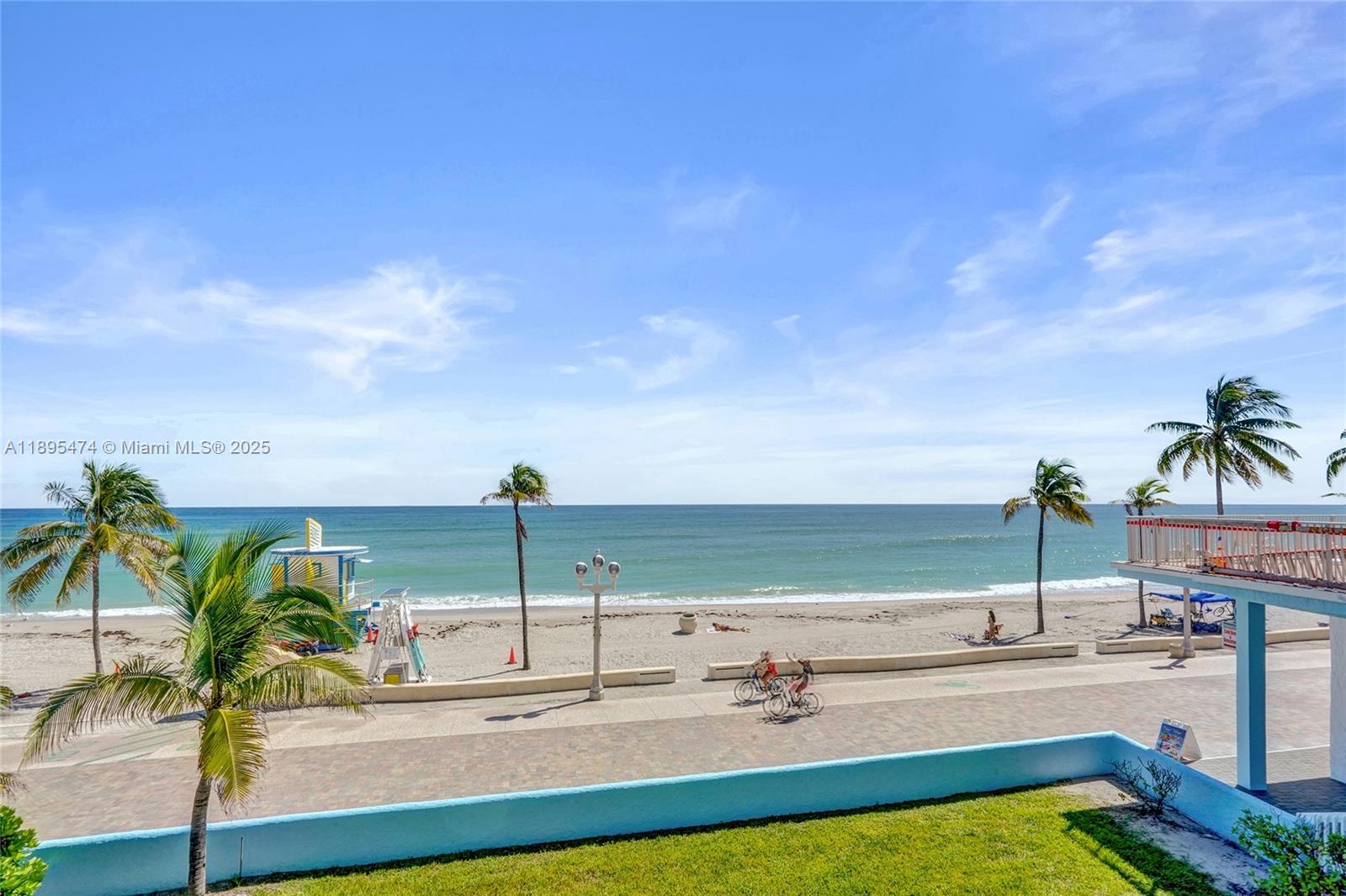 HOLLYWOOD TOWERS CONDO - Residential
