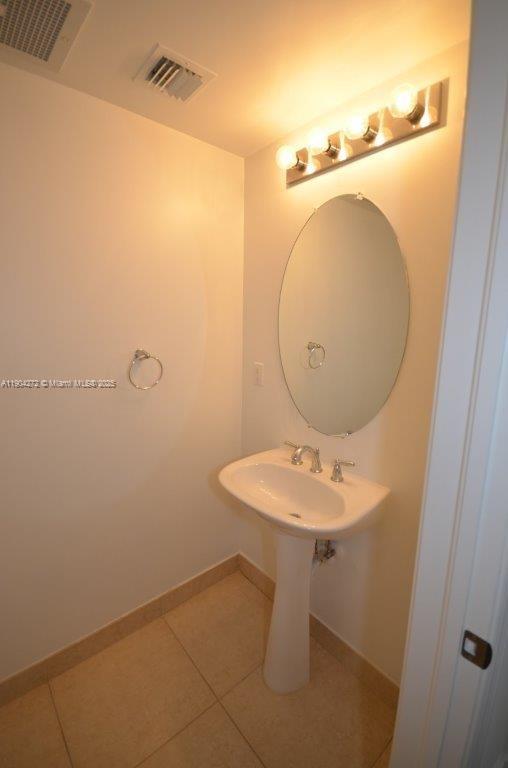 CASA COSTA CONDO - Residential Lease