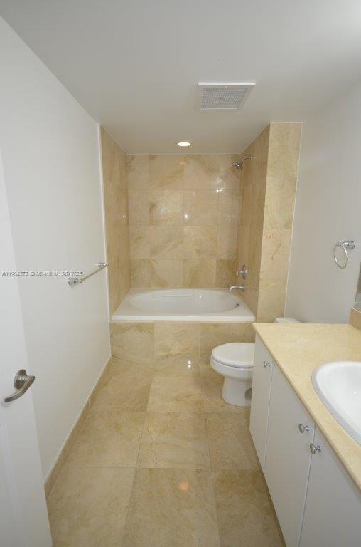 CASA COSTA CONDO - Residential Lease