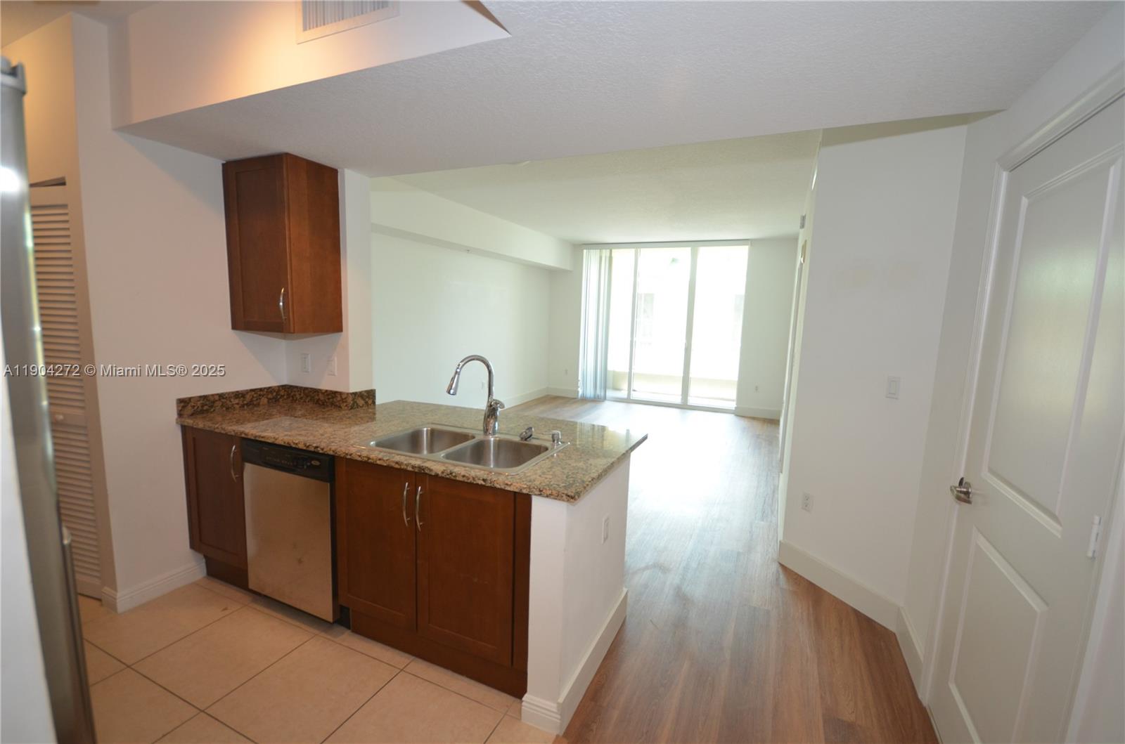 CASA COSTA CONDO - Residential Lease