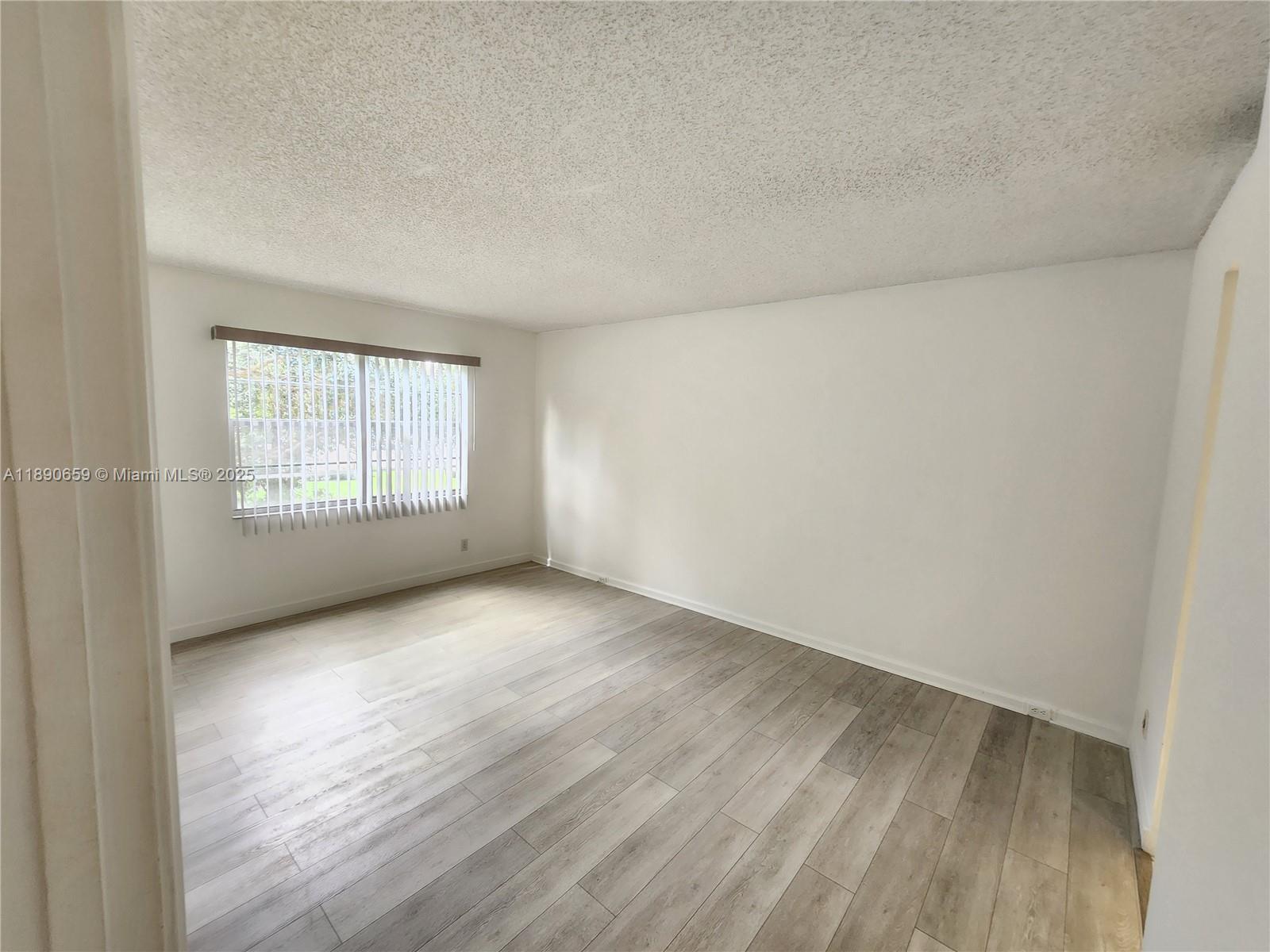 CAMBRIDGE AT CENTURY - Residential Lease