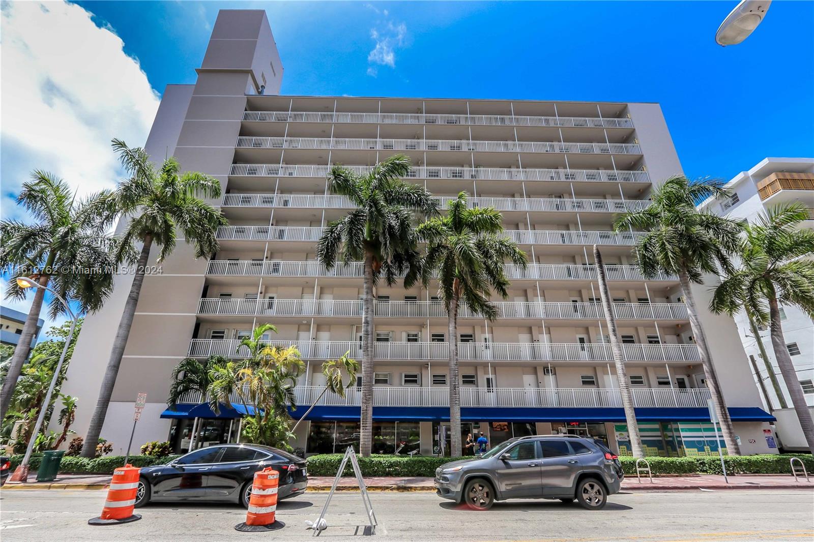 LINCOLN TOWERS CONDO - Residential Lease
