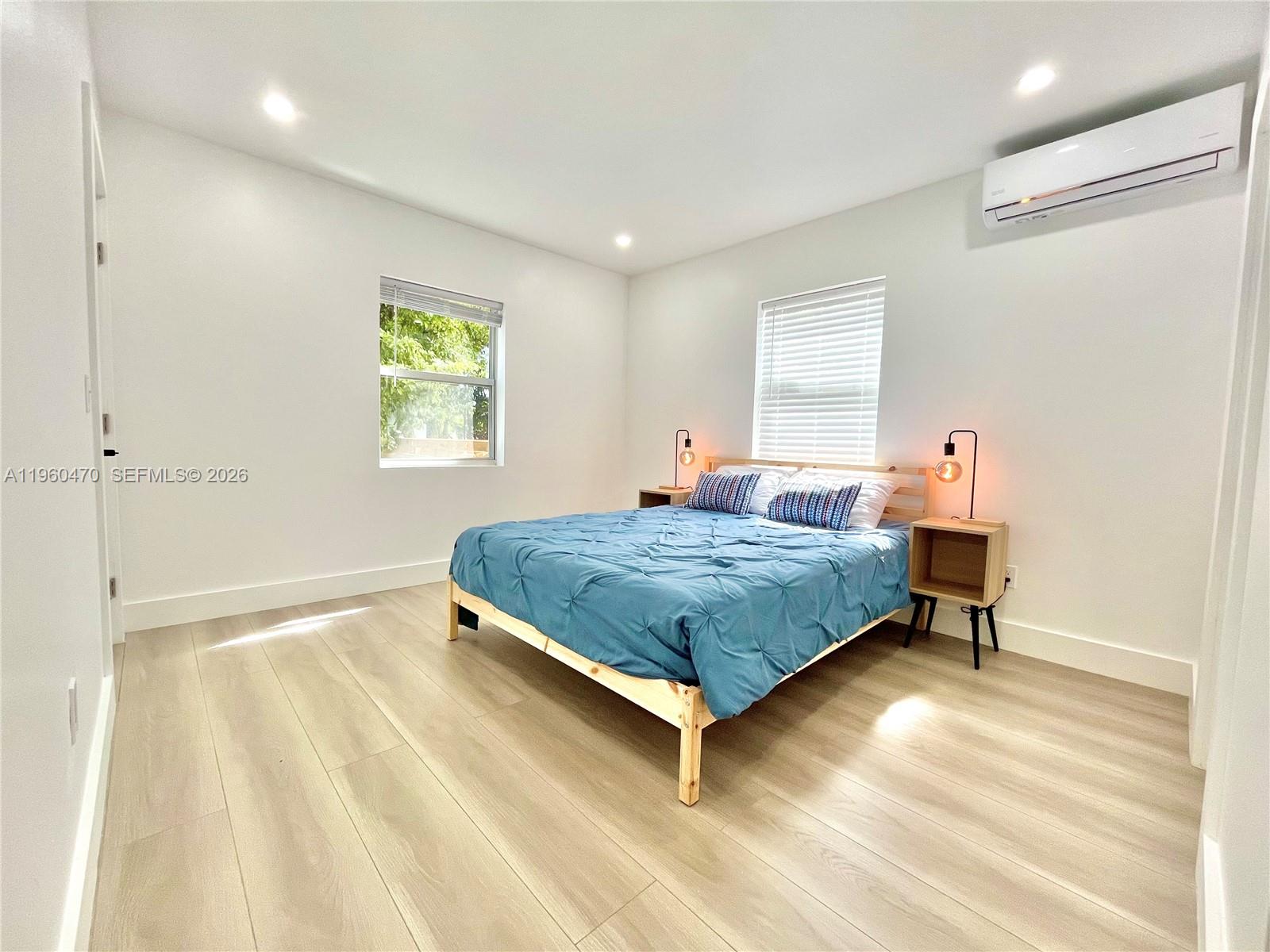 EDISON HEIGHTS - Residential Income