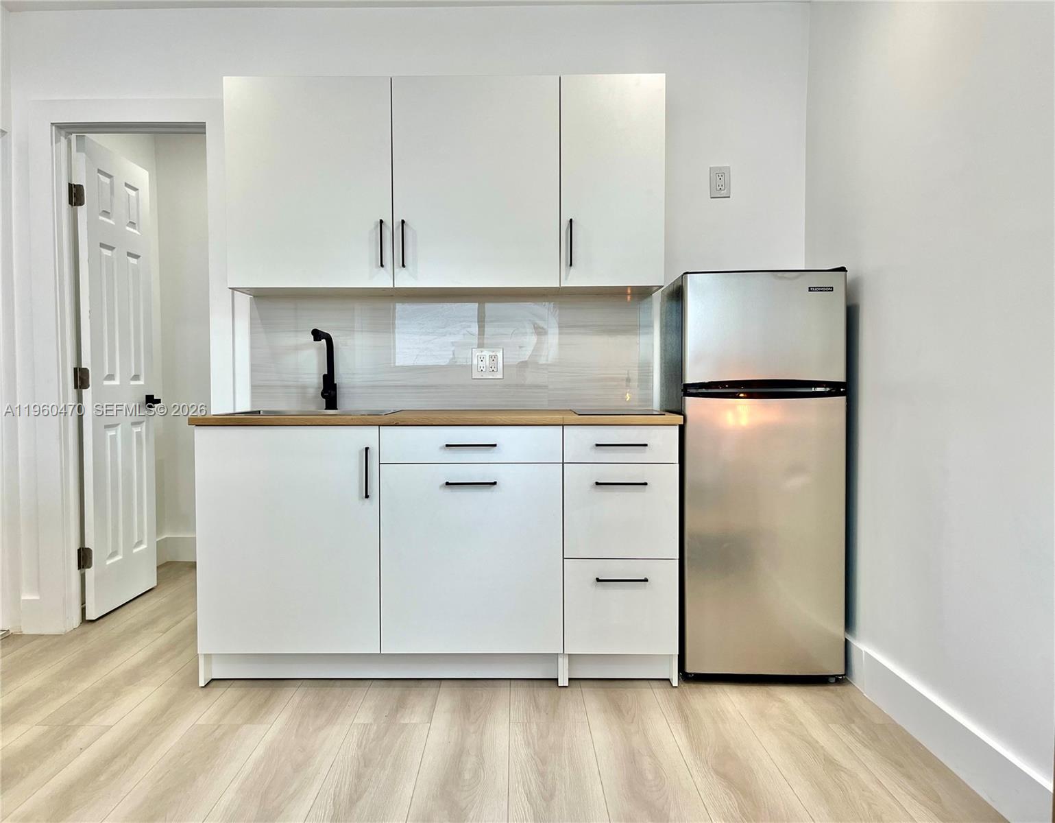 EDISON HEIGHTS - Residential Income