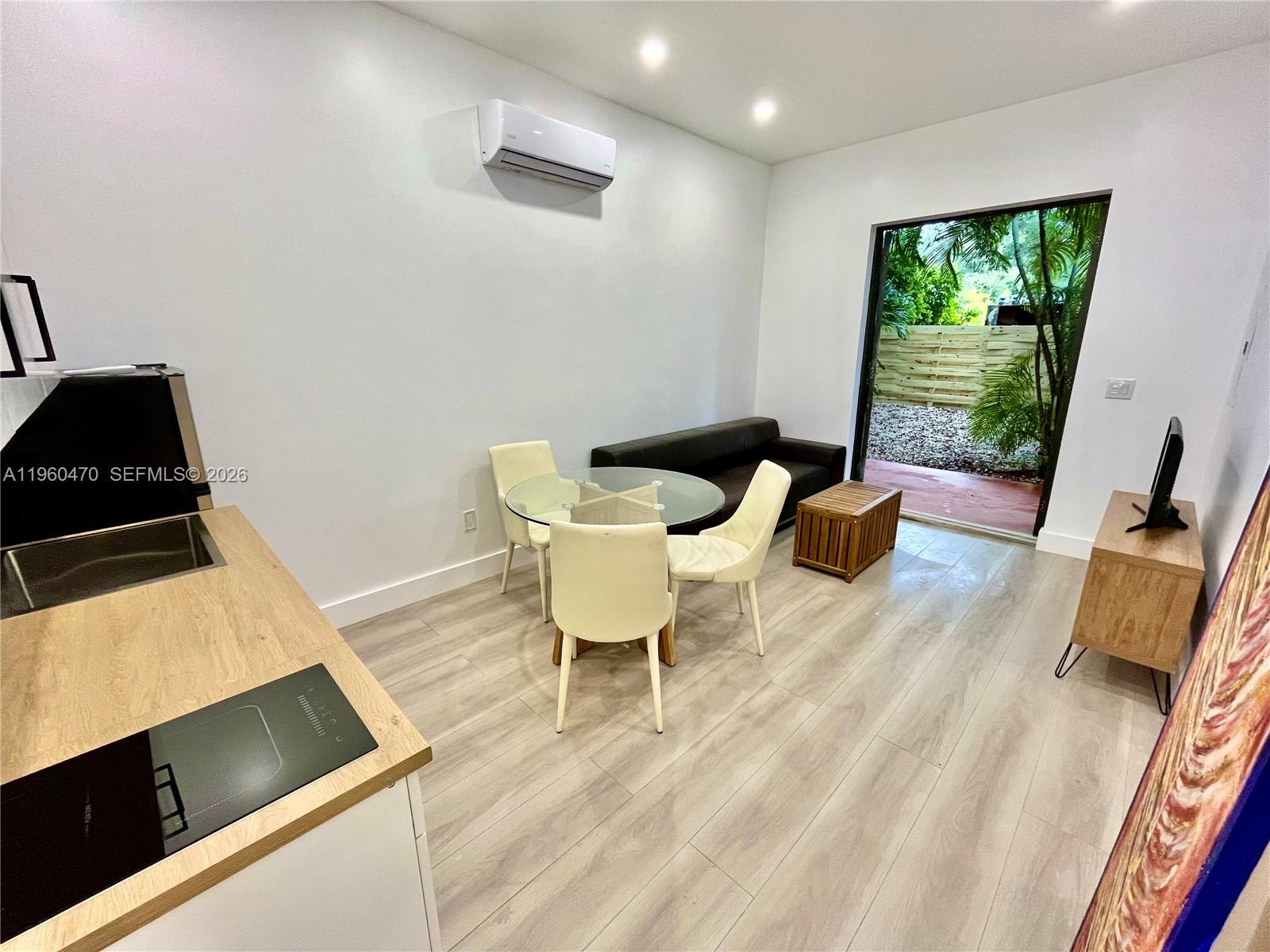 EDISON HEIGHTS - Residential Income