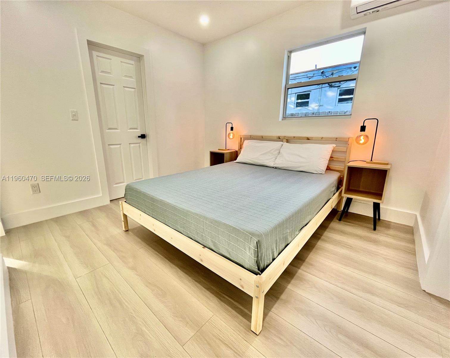 EDISON HEIGHTS - Residential Income