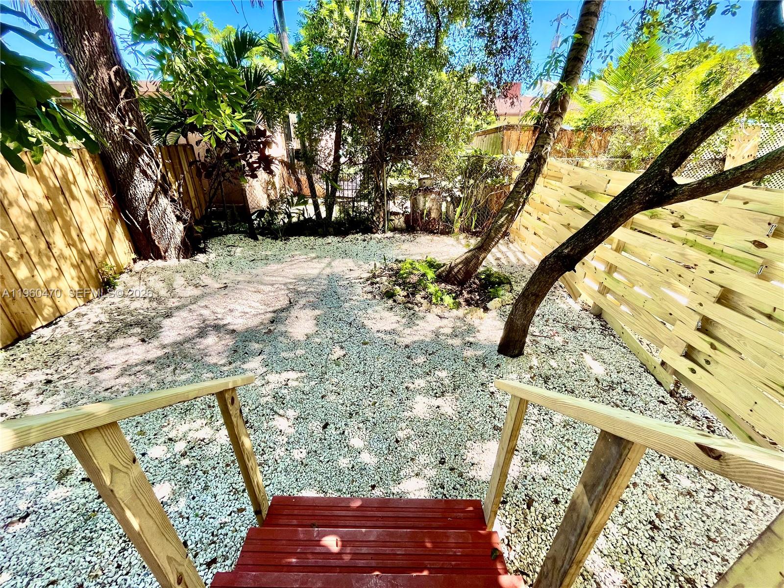 EDISON HEIGHTS - Residential Income