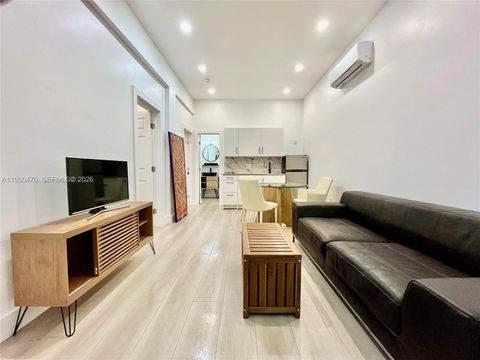 6241 NW Miami Pl Miami FL 33150