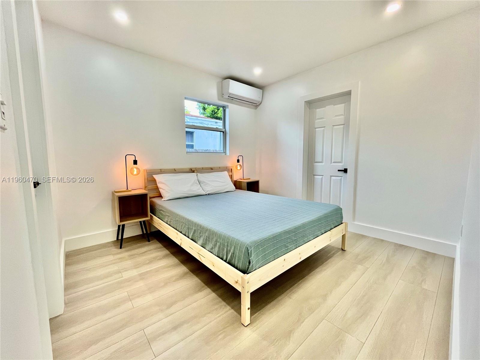 EDISON HEIGHTS - Residential Income