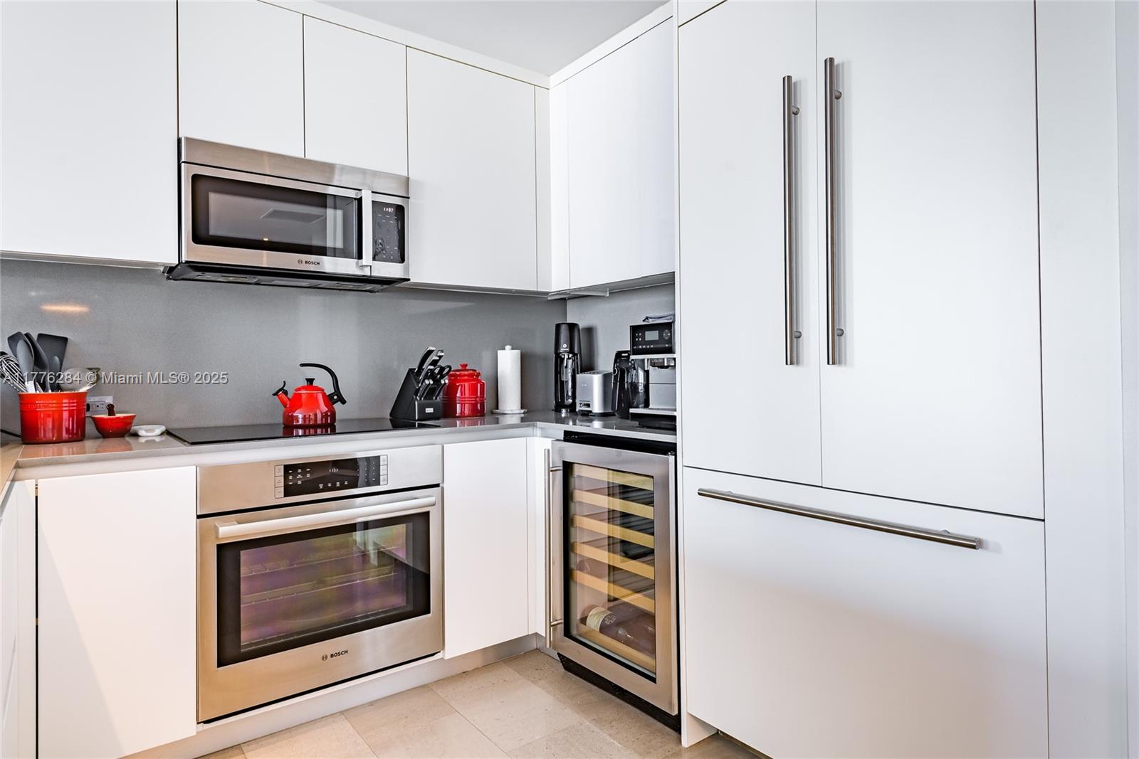 Rental Property at 88 Sw 7th St 3301, Miami, Broward County, Florida - Bedrooms: 2 
Bathrooms: 3  - $8,900 MO.