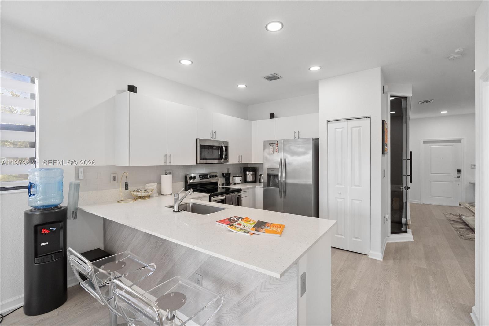 PINE ISLE - Residential