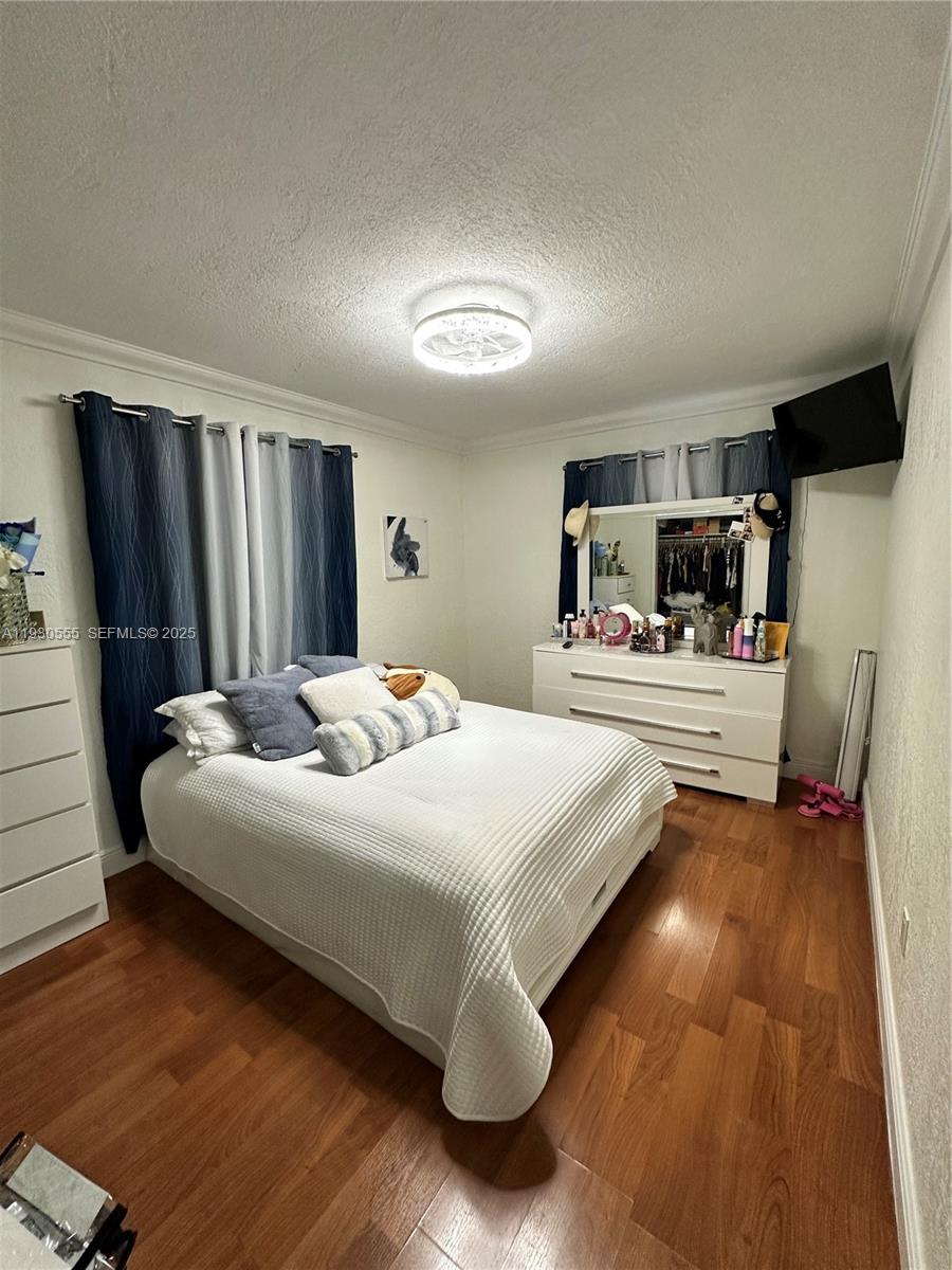 BRADLEY MANOR 3RD ADDN - Residential Lease