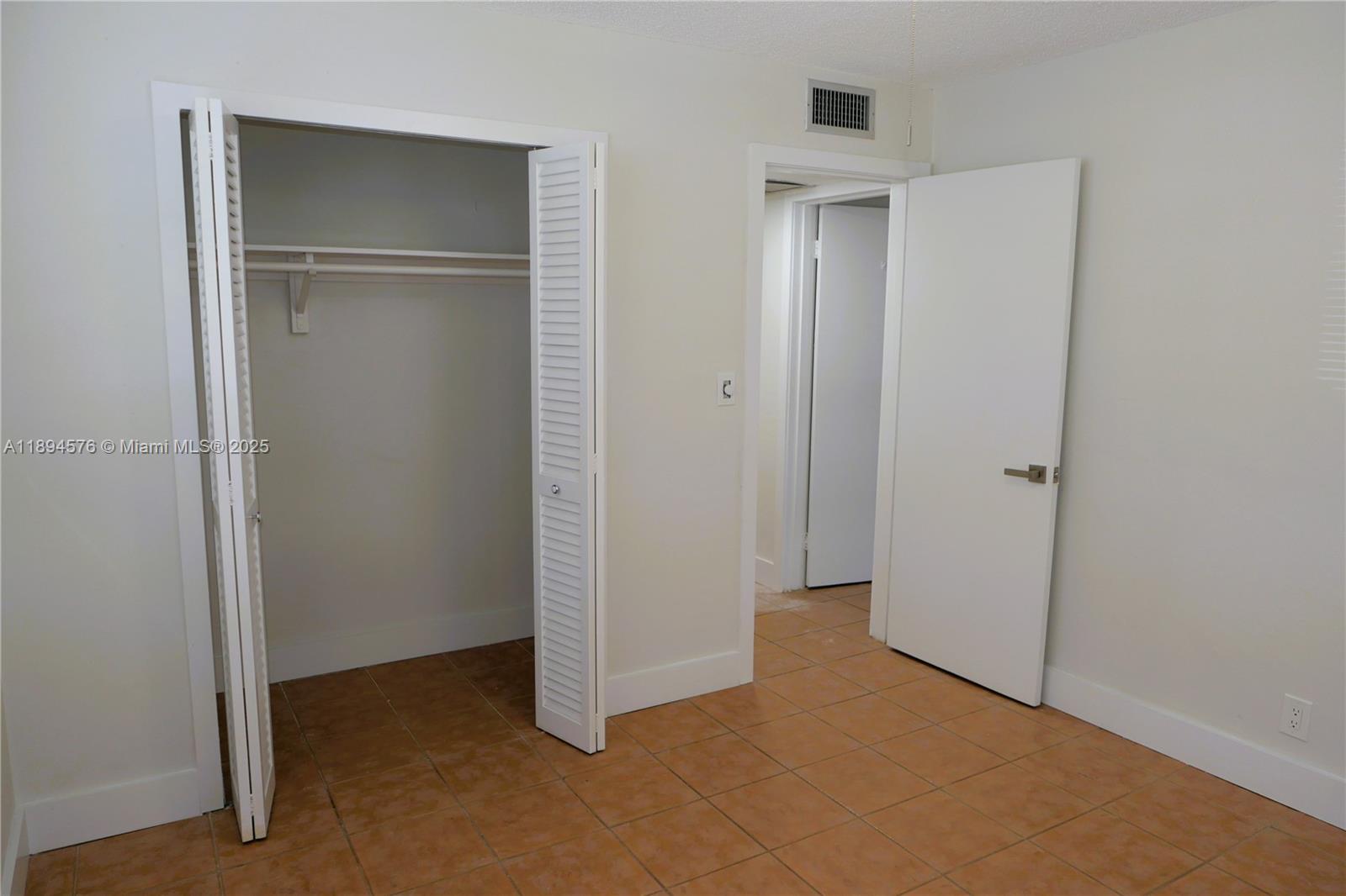 FUNSTON CONDO APTS - Residential Lease