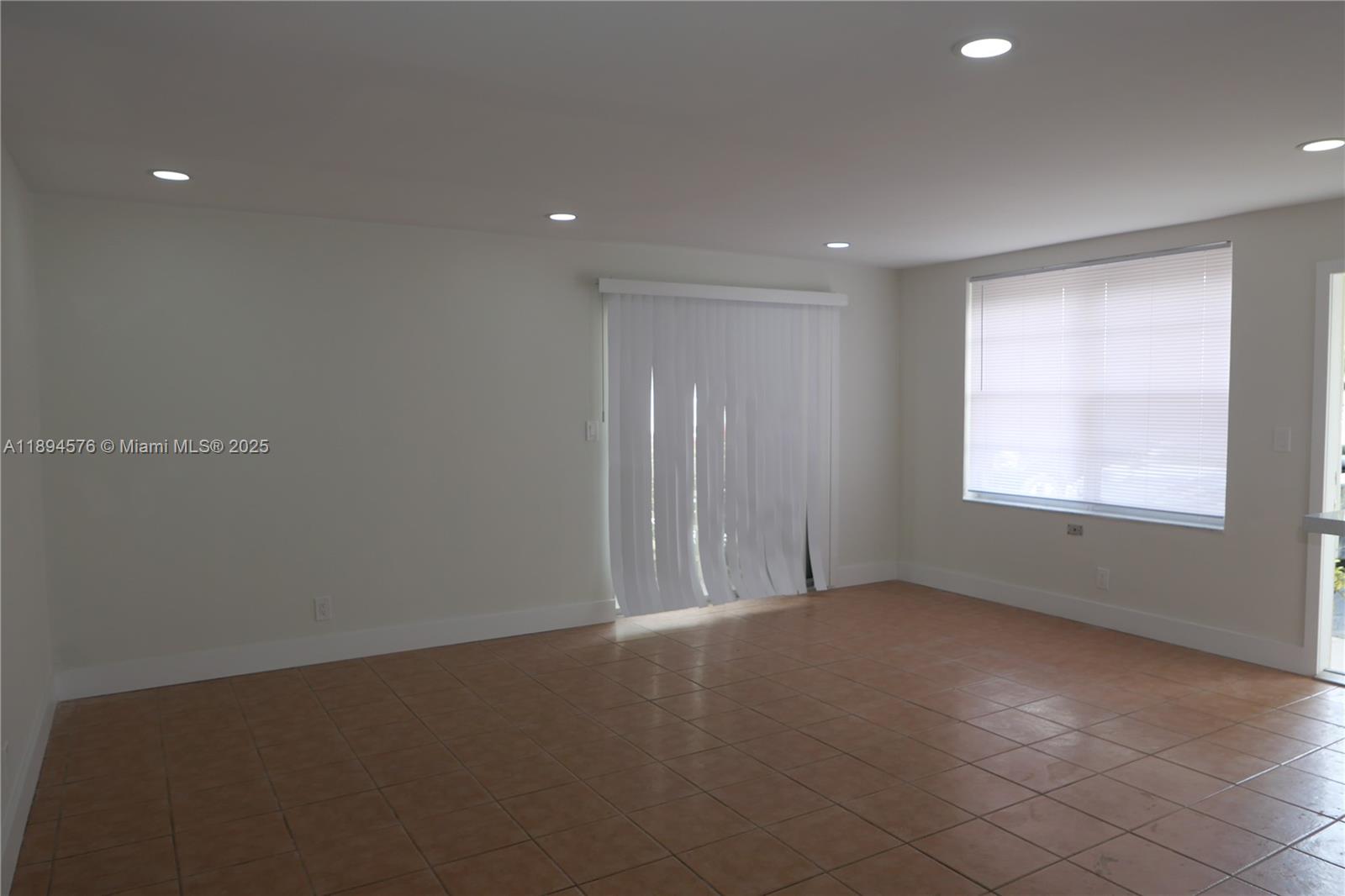 FUNSTON CONDO APTS - Residential Lease