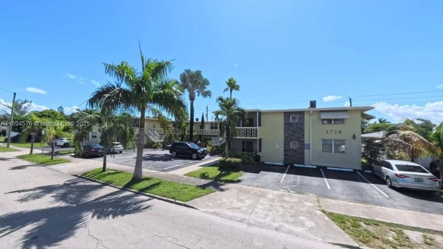 8 short blocks to Hollywood Circle, this beautiful bright apartment is on the east side of US 1. Lot's of windows makes this unit so cheerful to live in. New kitchen, lot's of led lighting, freshly painted and recently updated bathrooms. Small very friendly community, laundry on site. This apartment is so large, feels like a small house. Agent Owner wants a financially responsible tenant, please provide bank statements, credit reports and source of income or paycheck stubs. Pet friendly.