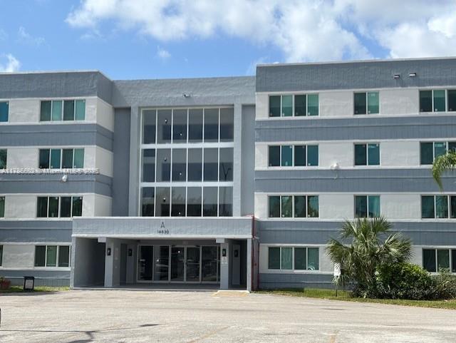 Rental Property at 14830 Naranja Lakes Blvd A4k, Homestead, Miami-Dade County, Florida - Bedrooms: 2 
Bathrooms: 2  - $1,900 MO.