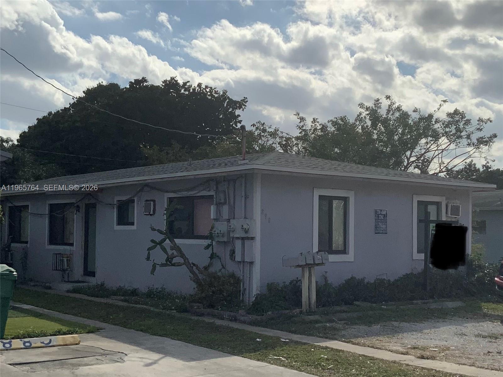 WEST BISCAYNE - Residential