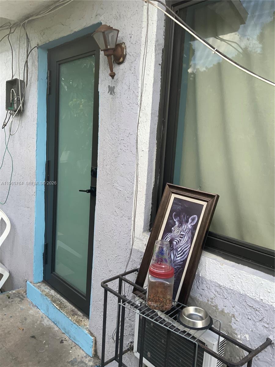 WEST BISCAYNE - Residential